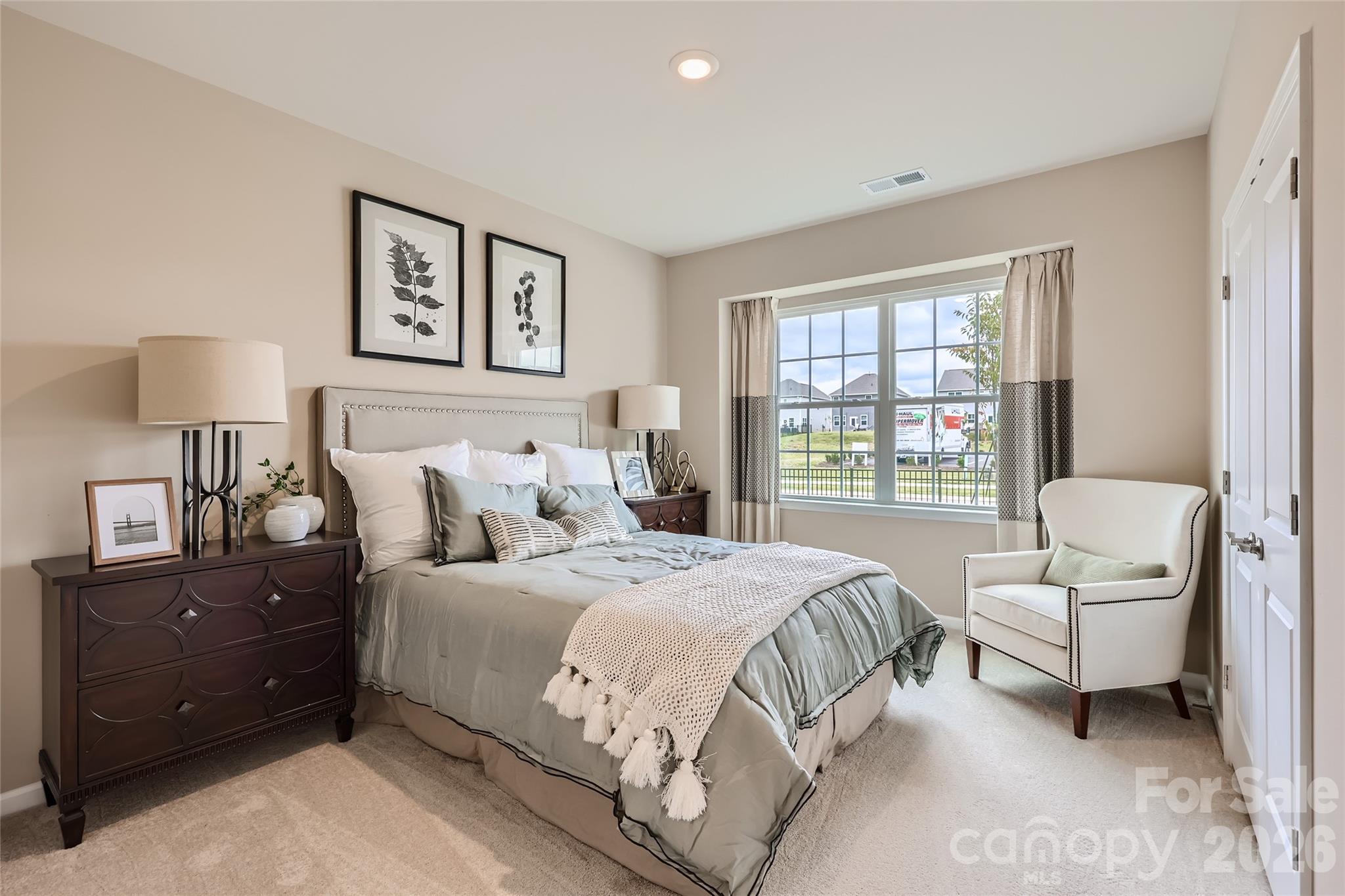 Elizabeth - Residential
