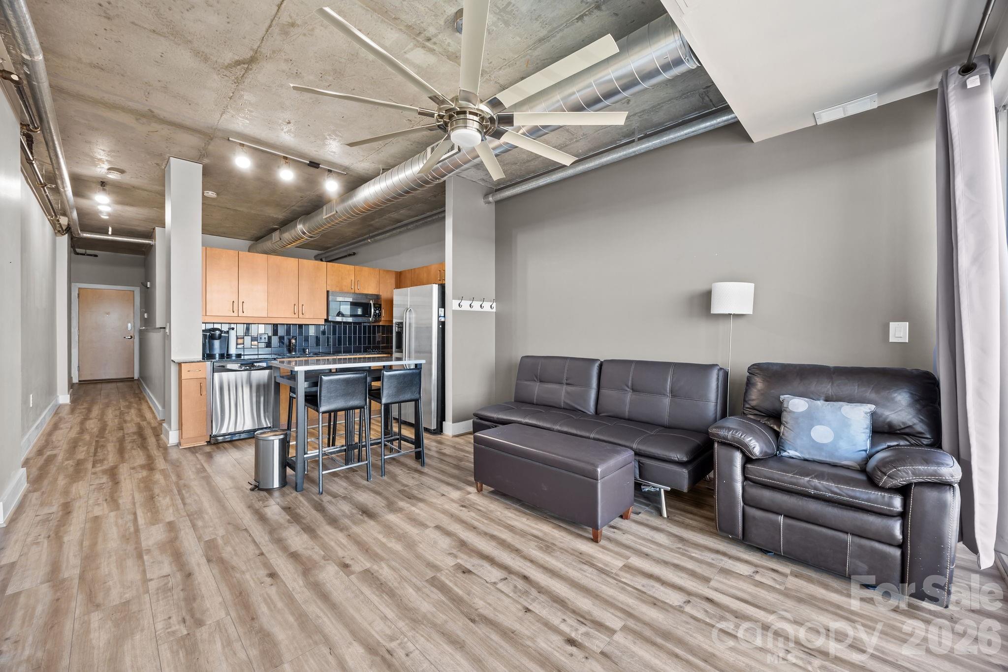 Courtside - Residential