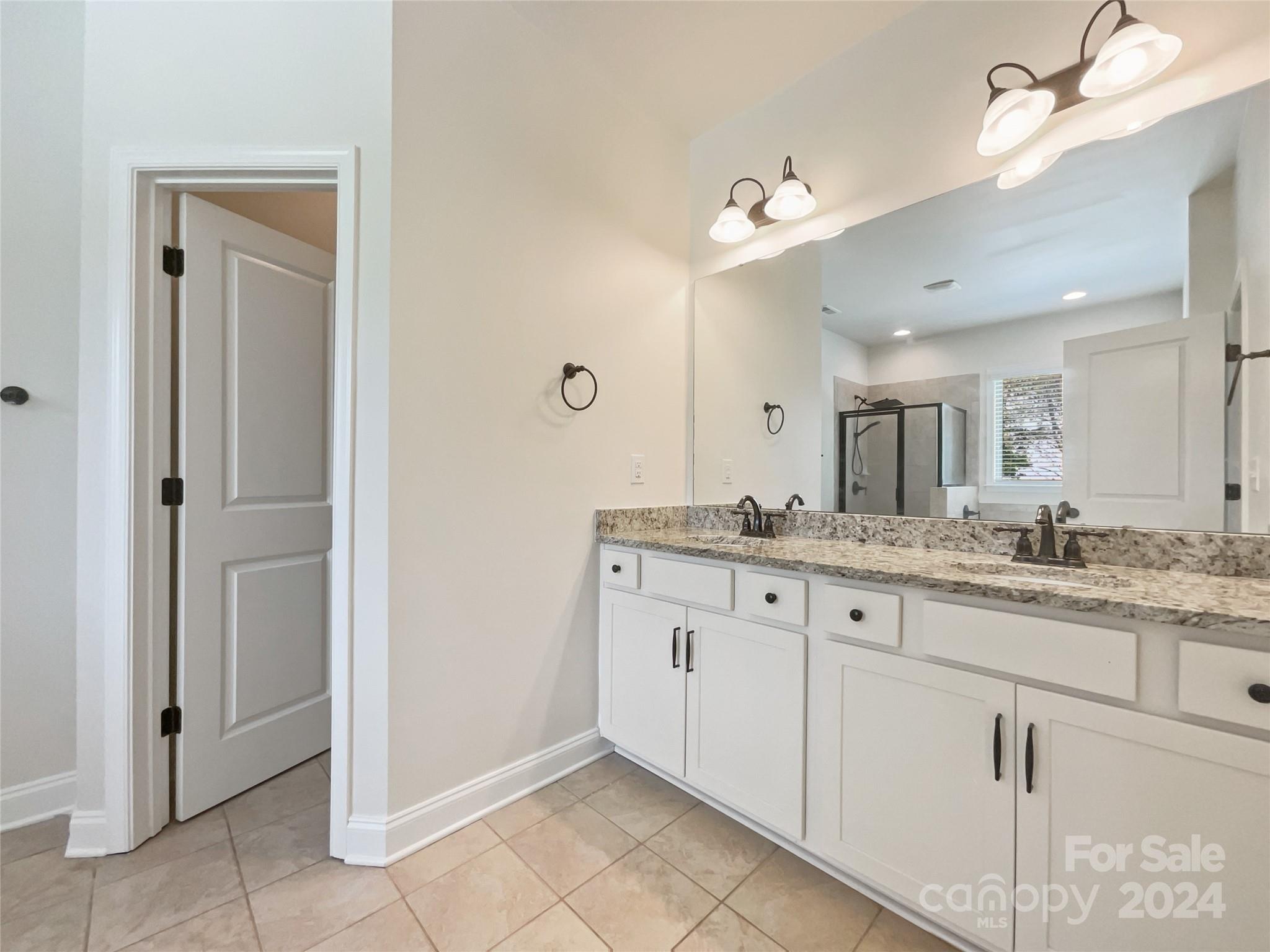 The Gates At Eastview - Residential