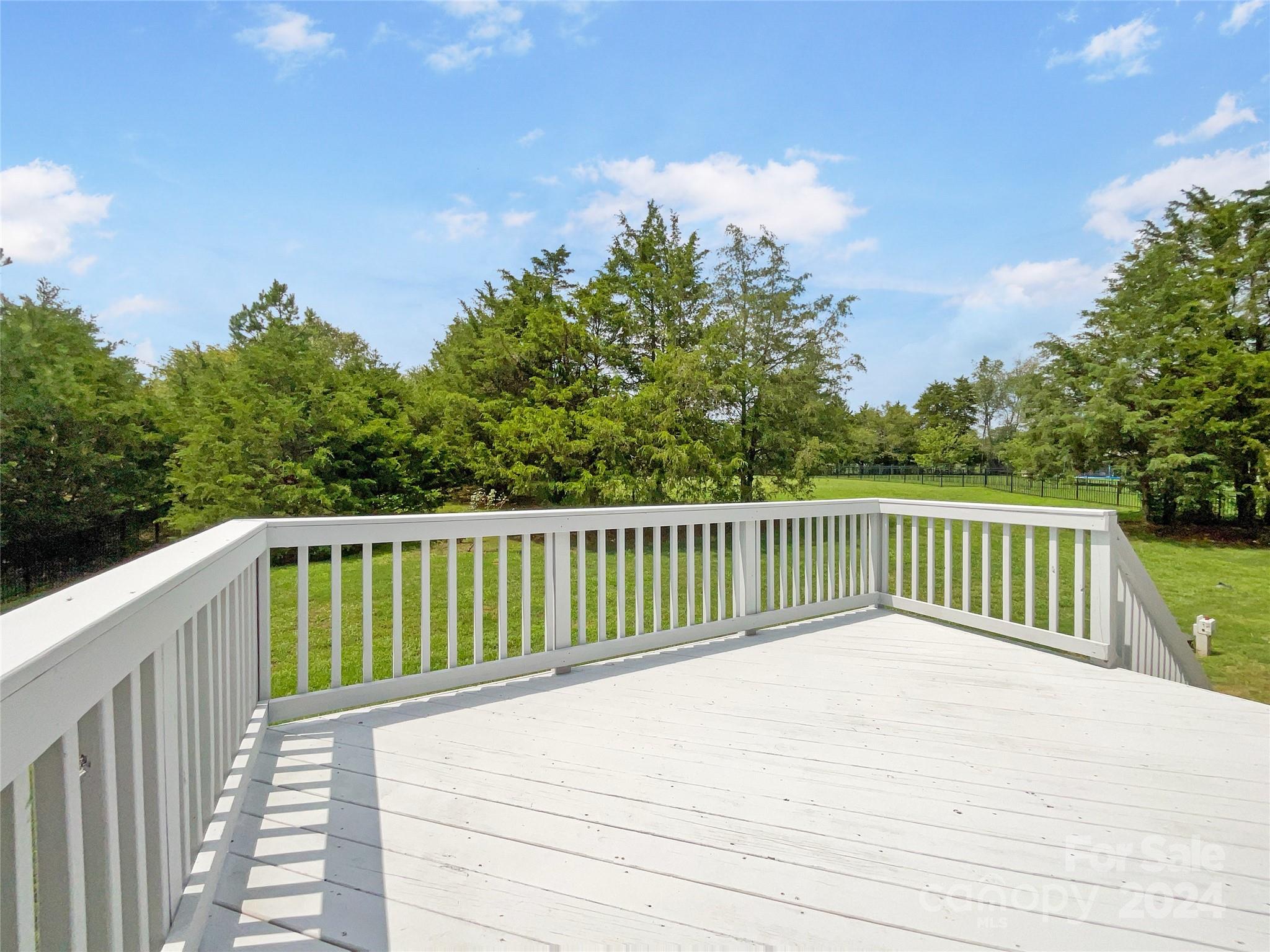 The Gates At Eastview - Residential