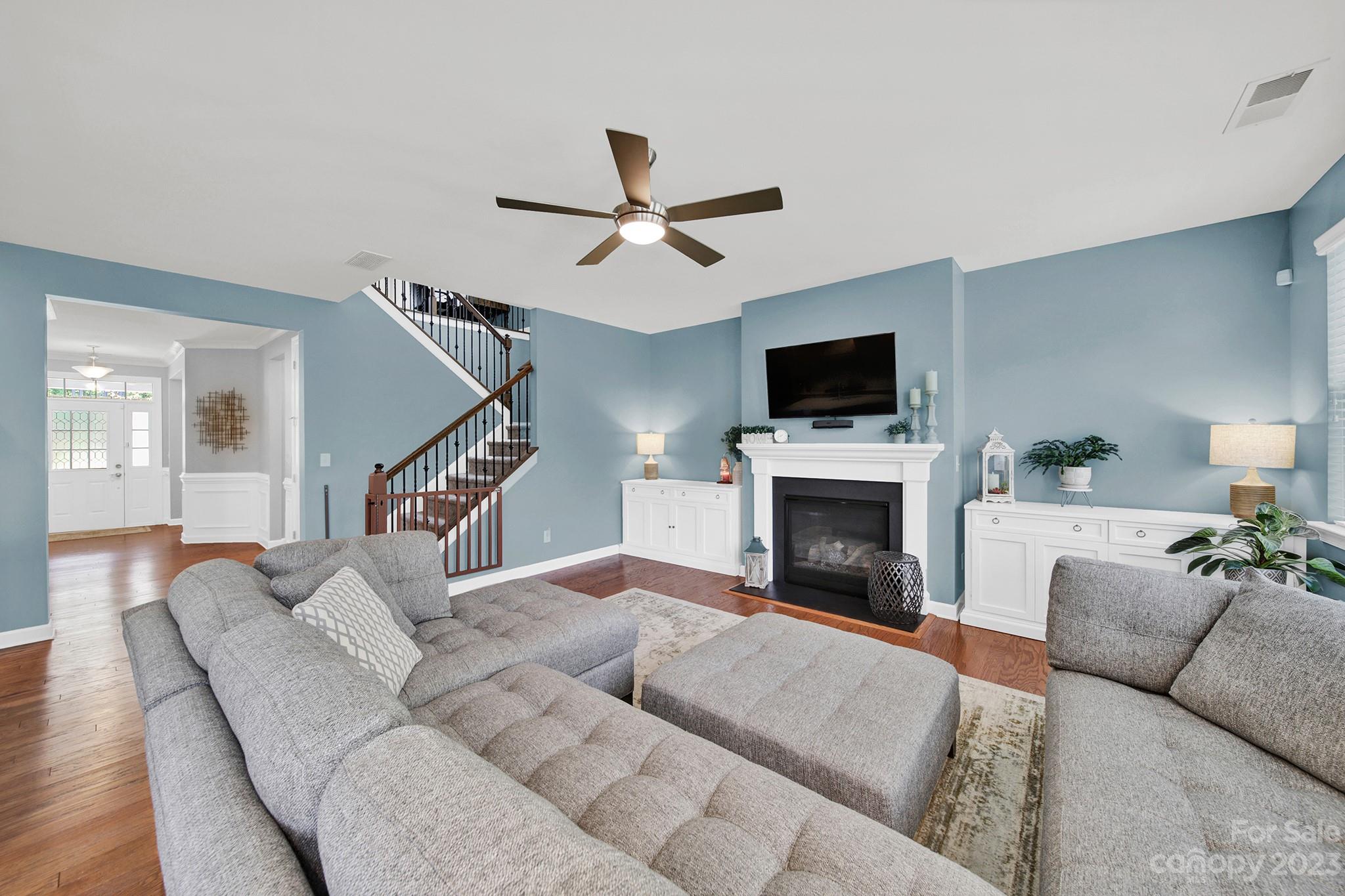 Lake Crest - Residential