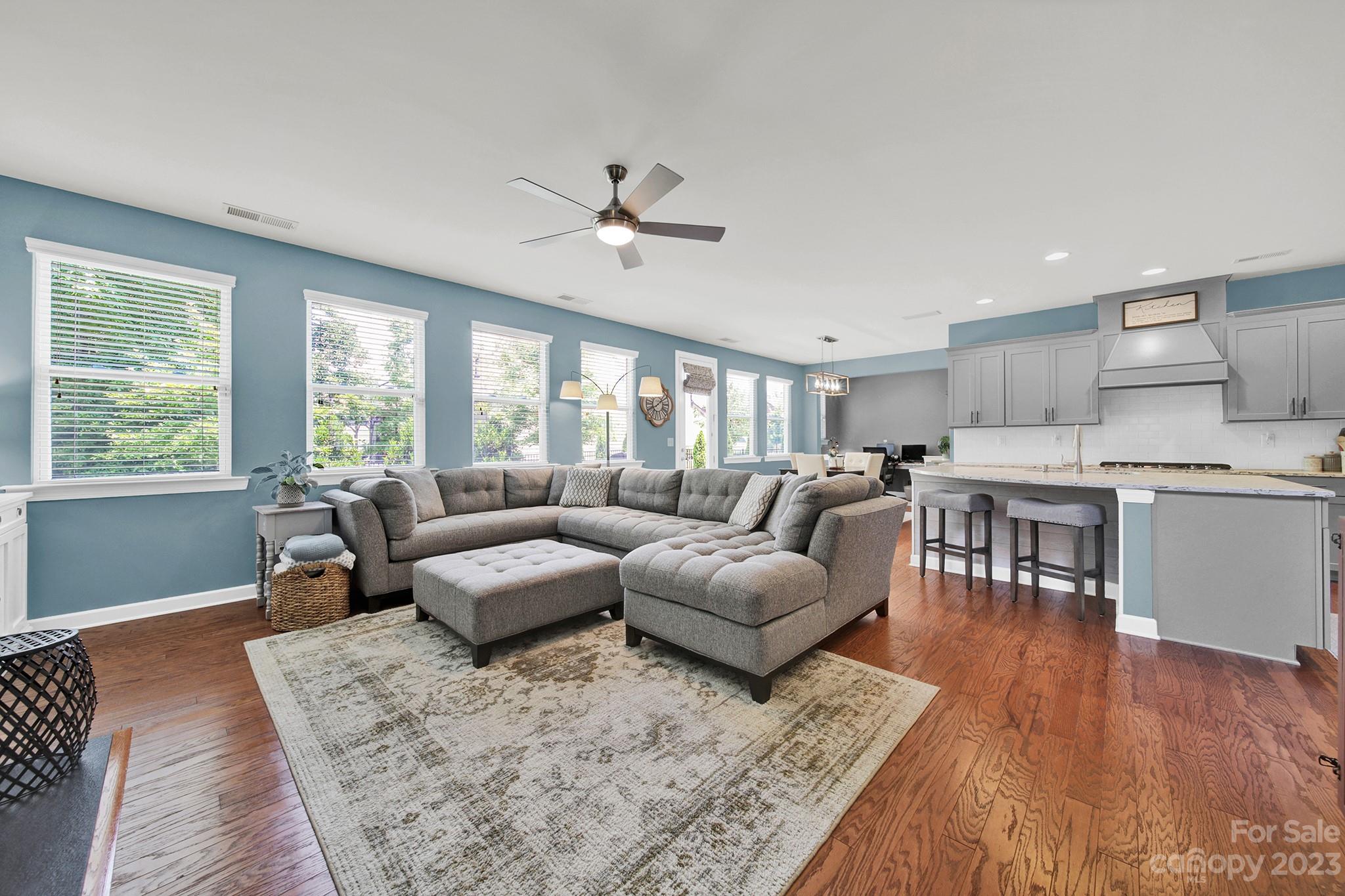 Lake Crest - Residential