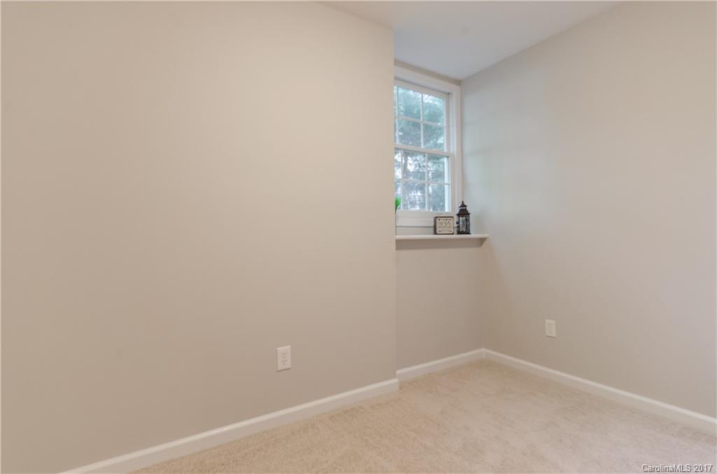Tega Cay - Residential