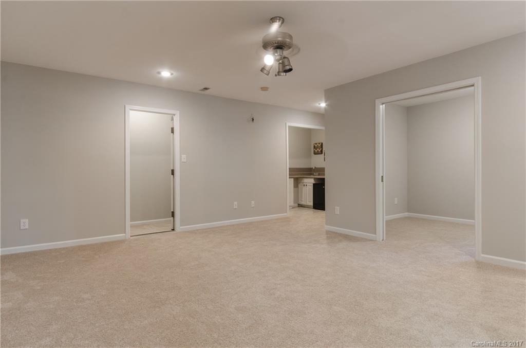 Tega Cay - Residential