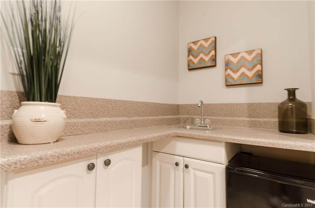 Tega Cay - Residential