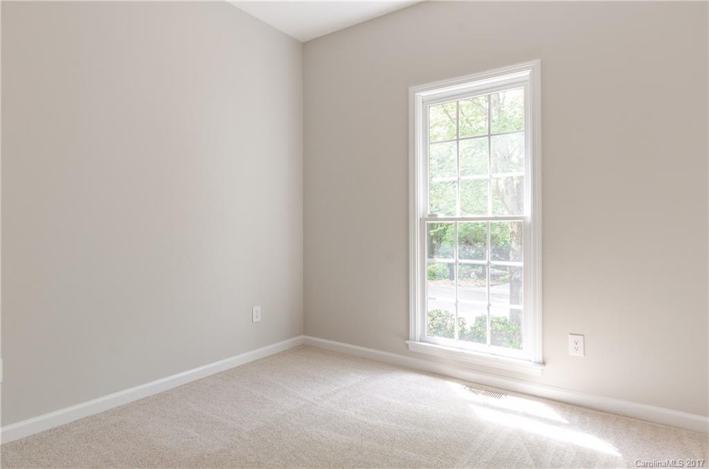 Tega Cay - Residential