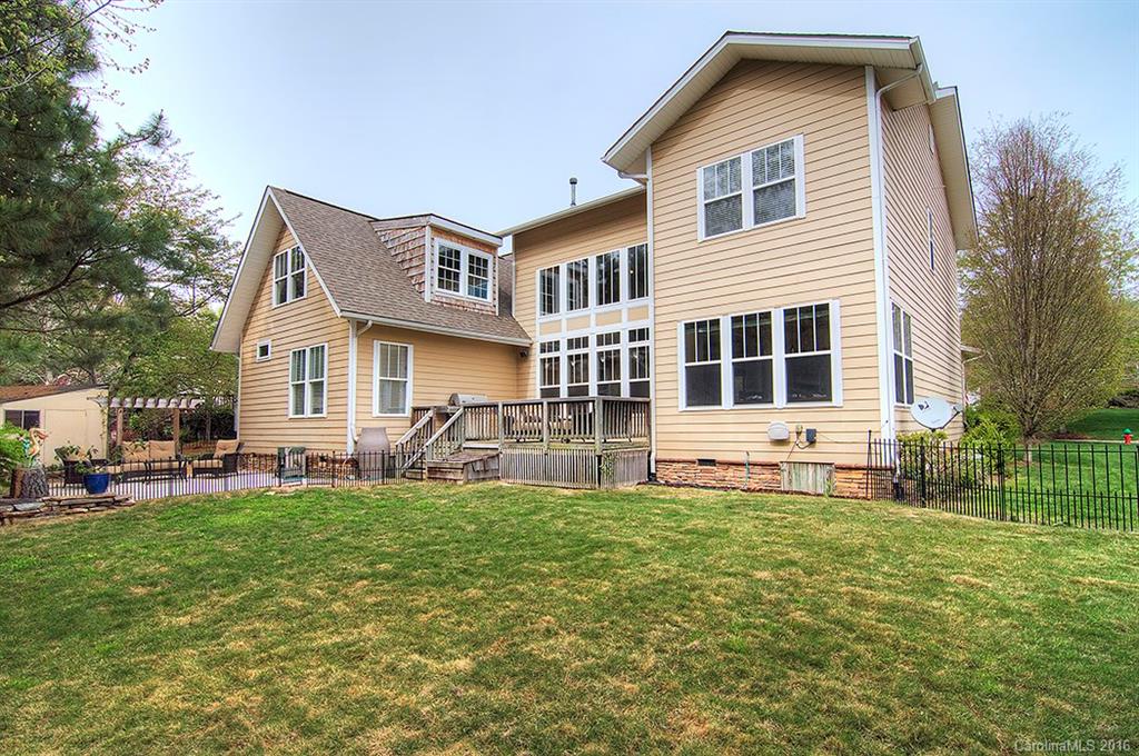Lake Shore - Residential