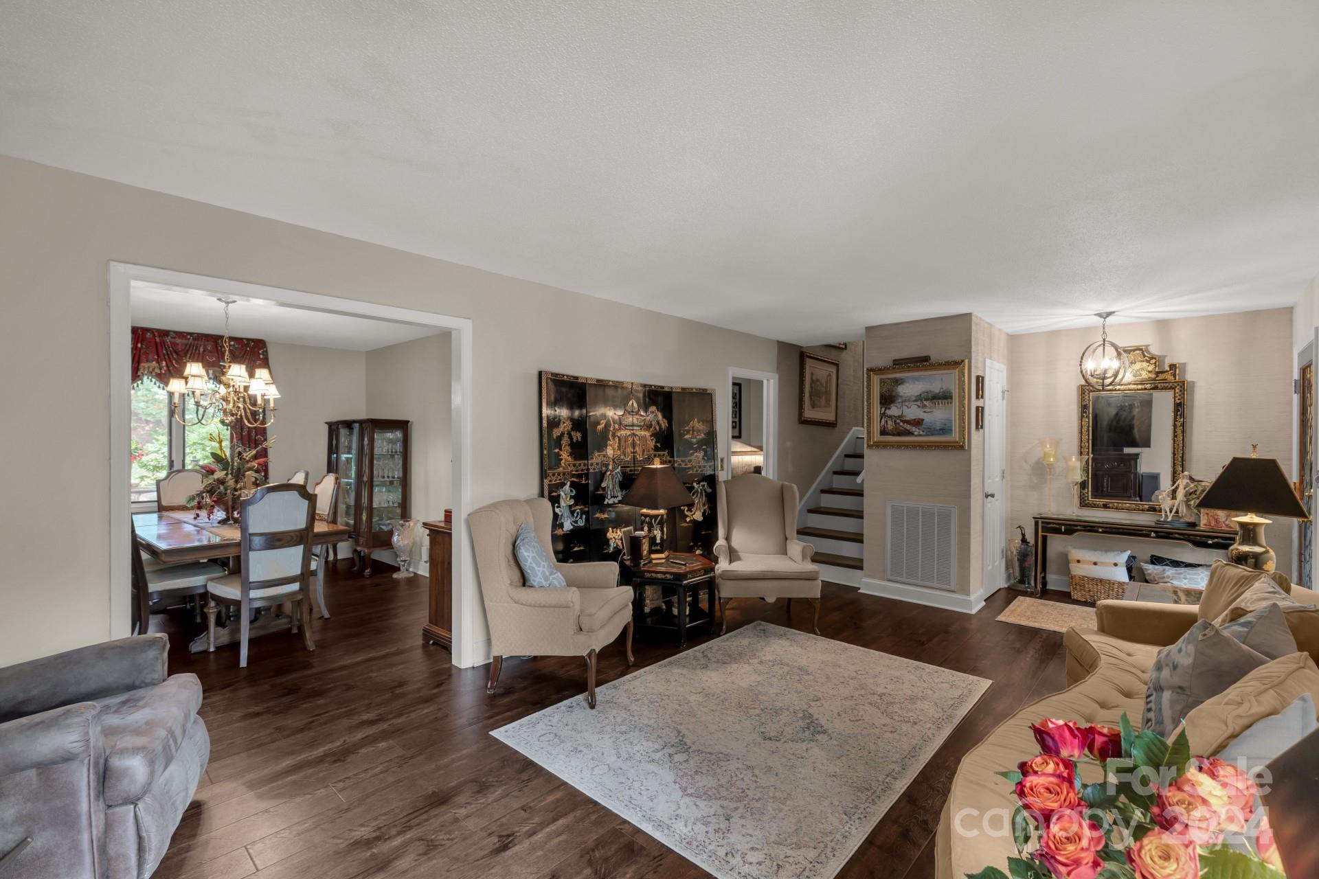 Tega Cay - Residential