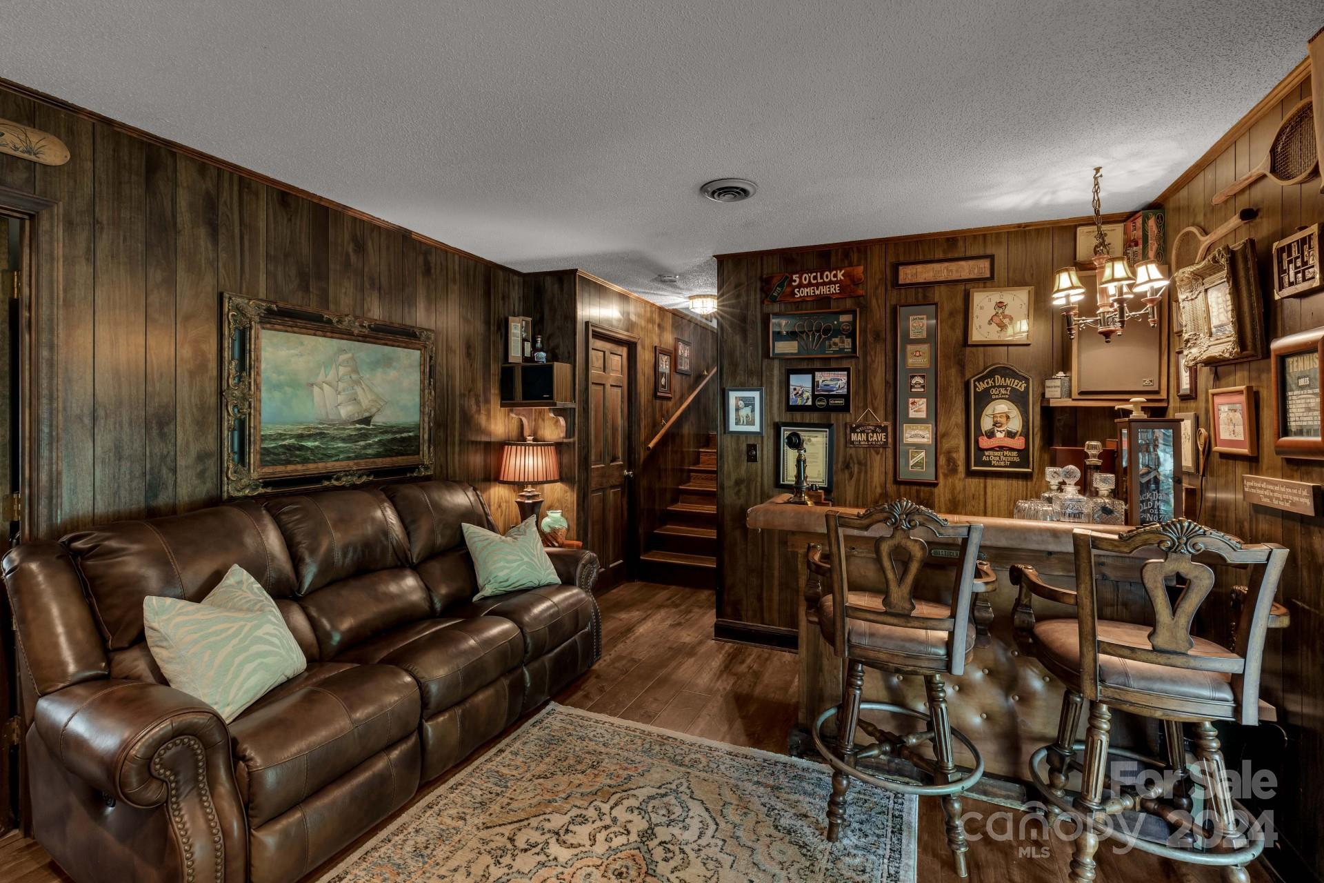 Tega Cay - Residential