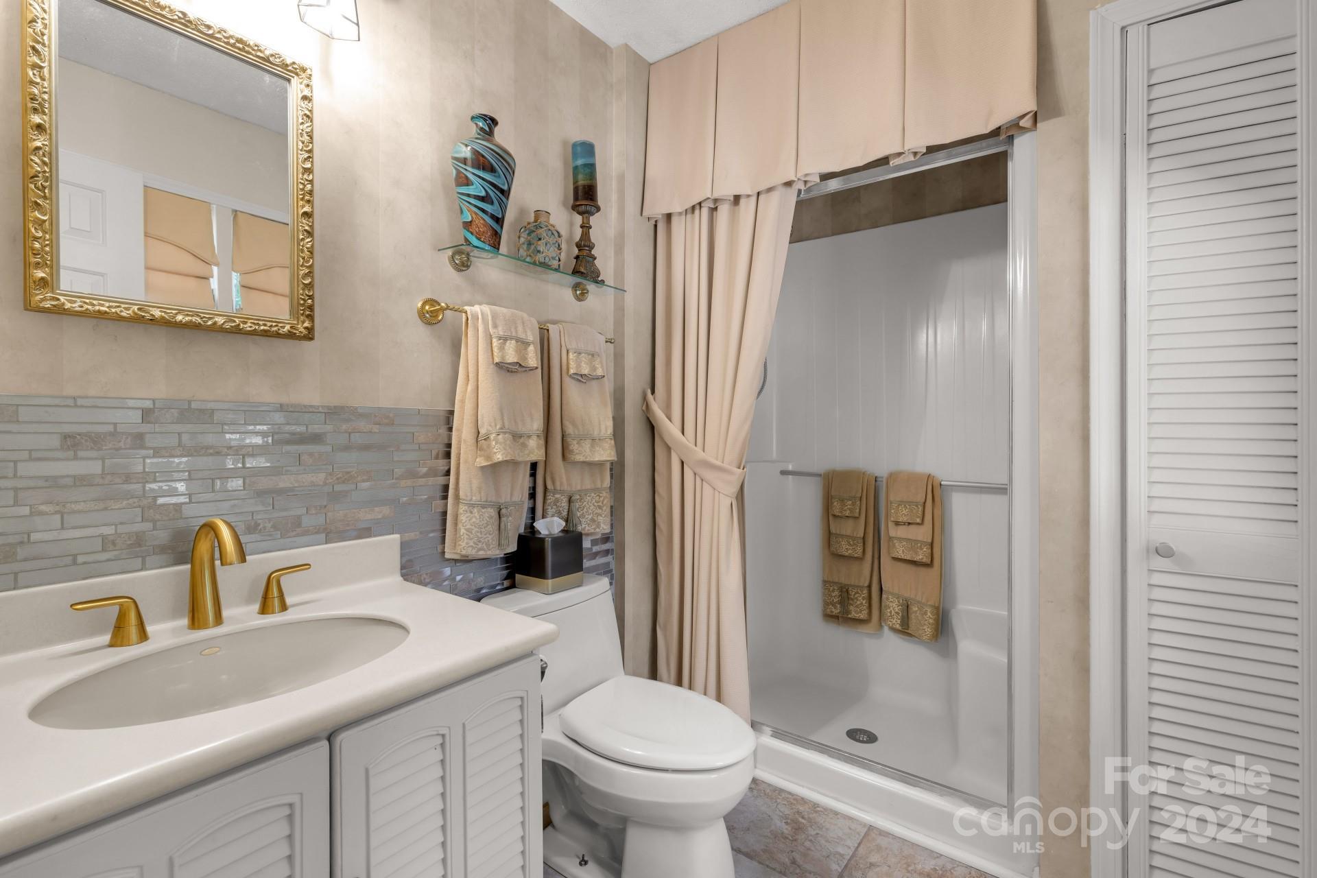 Tega Cay - Residential