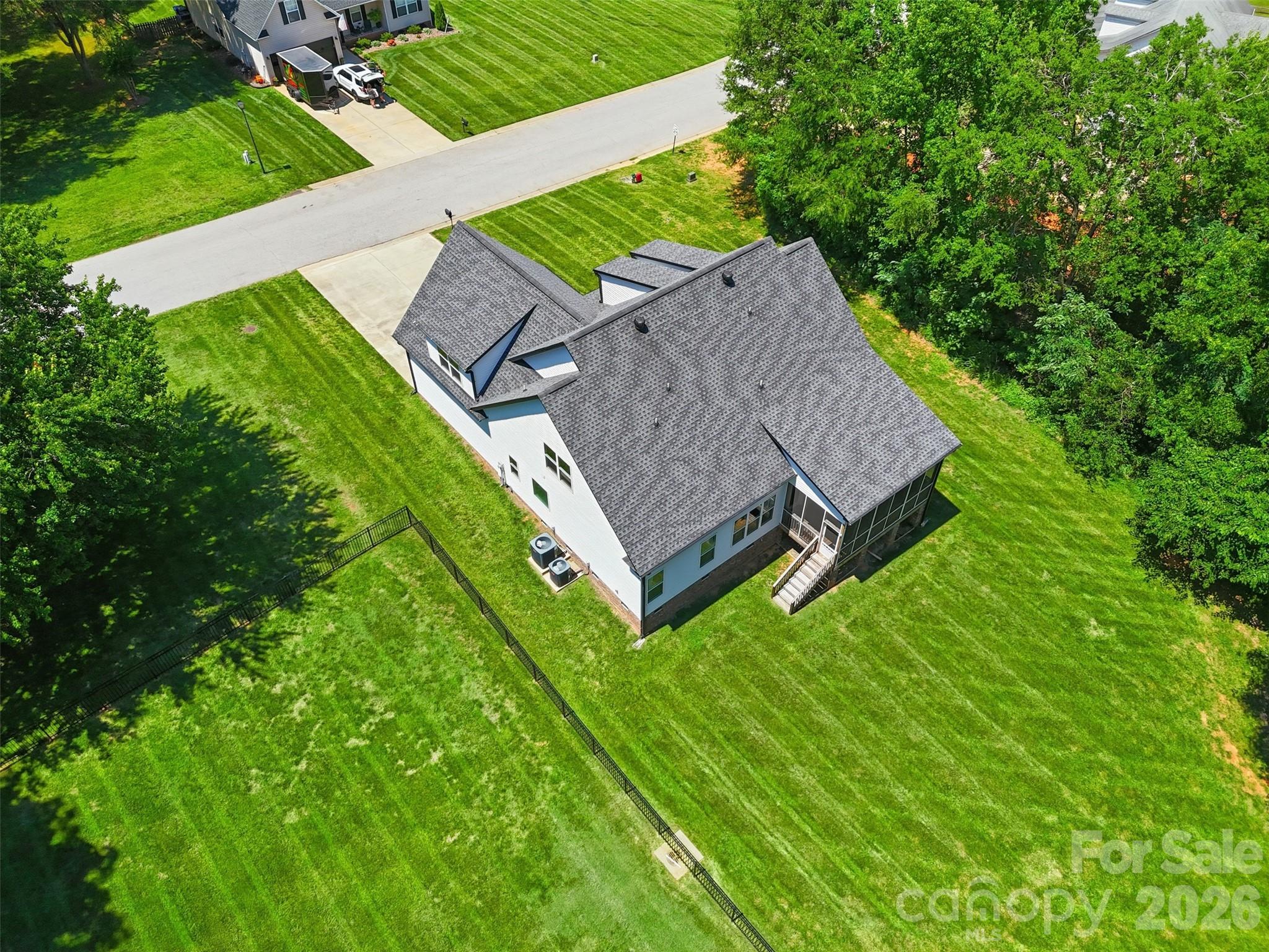Eastview Oaks - Residential