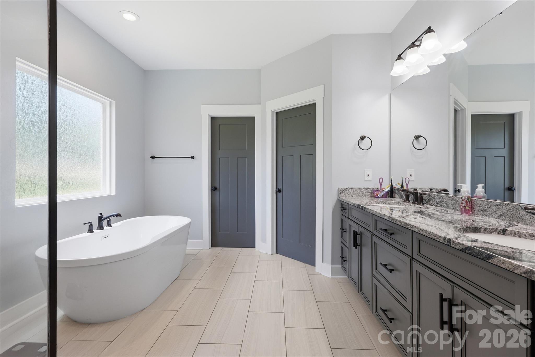 Eastview Oaks - Residential