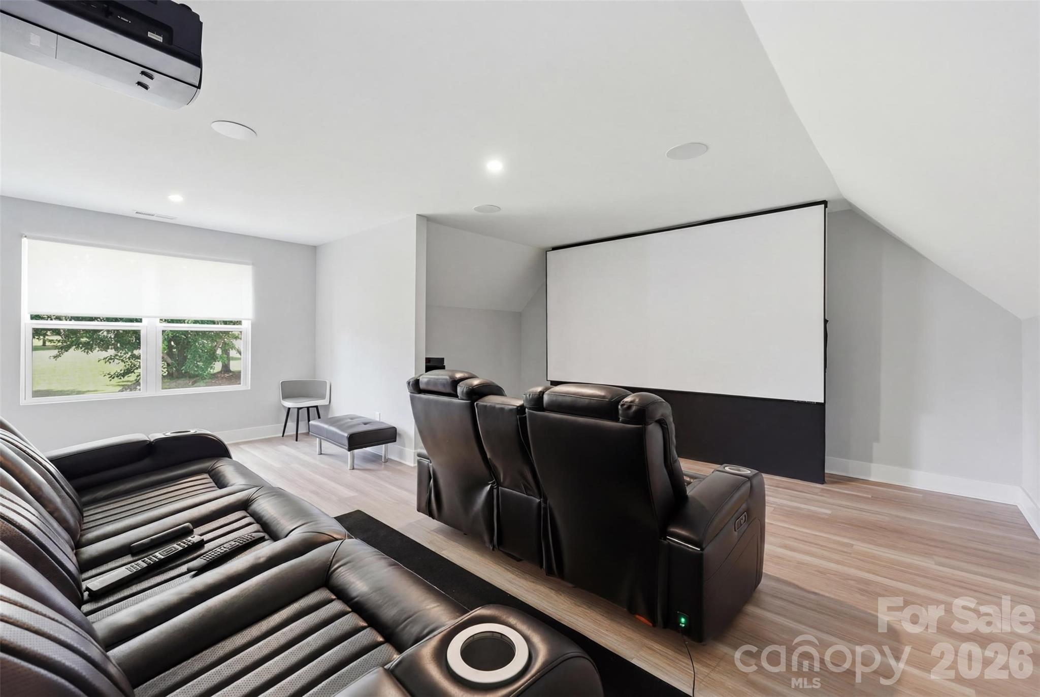 Eastview Oaks - Residential