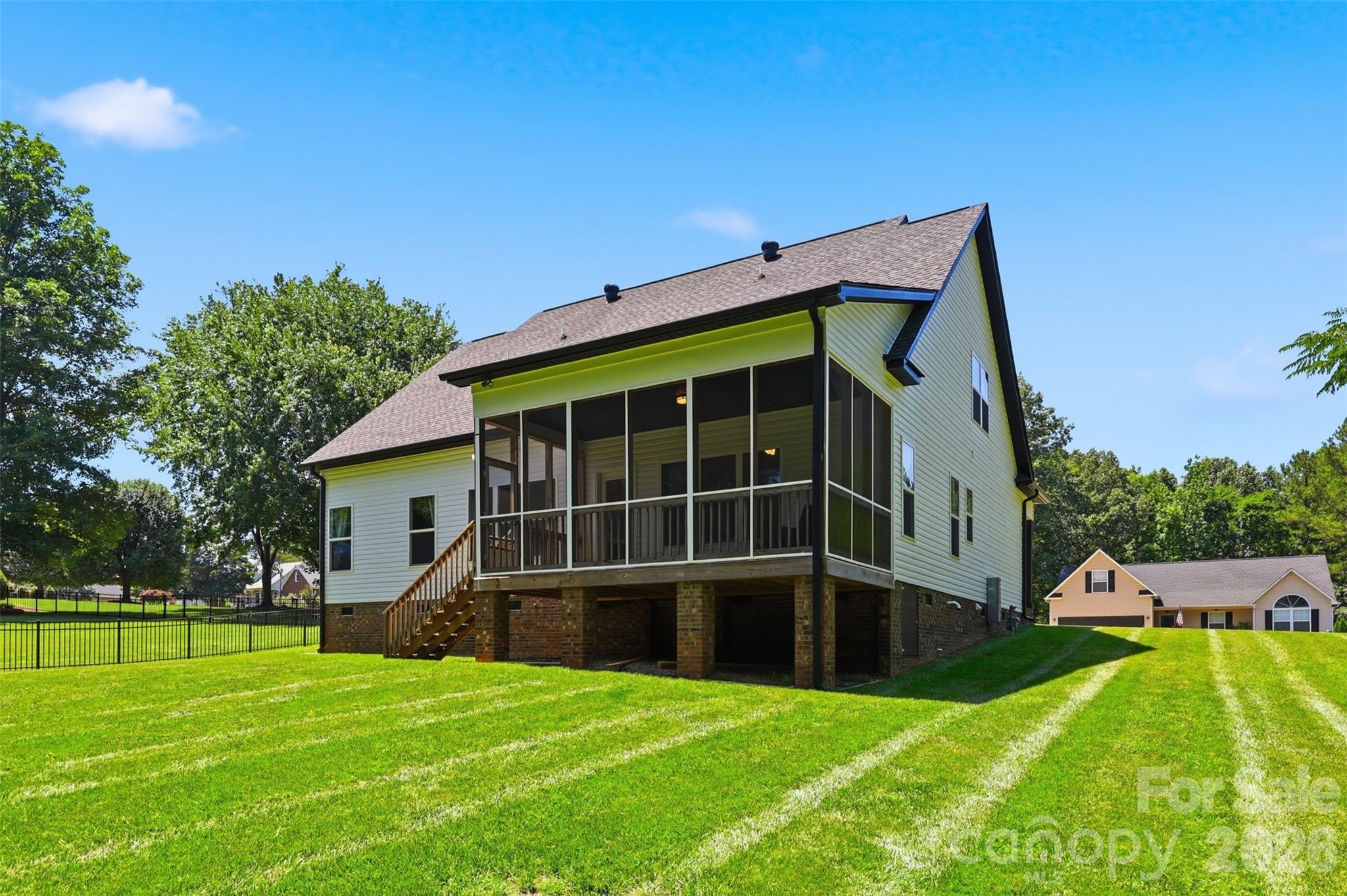 Eastview Oaks - Residential