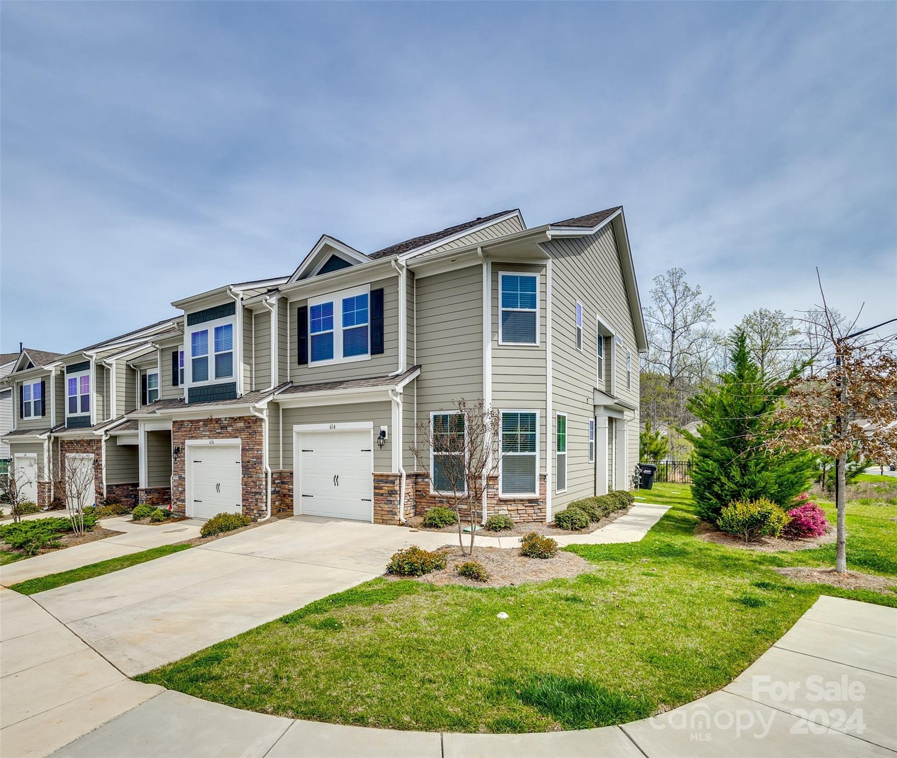 Ivy Ridge - Residential