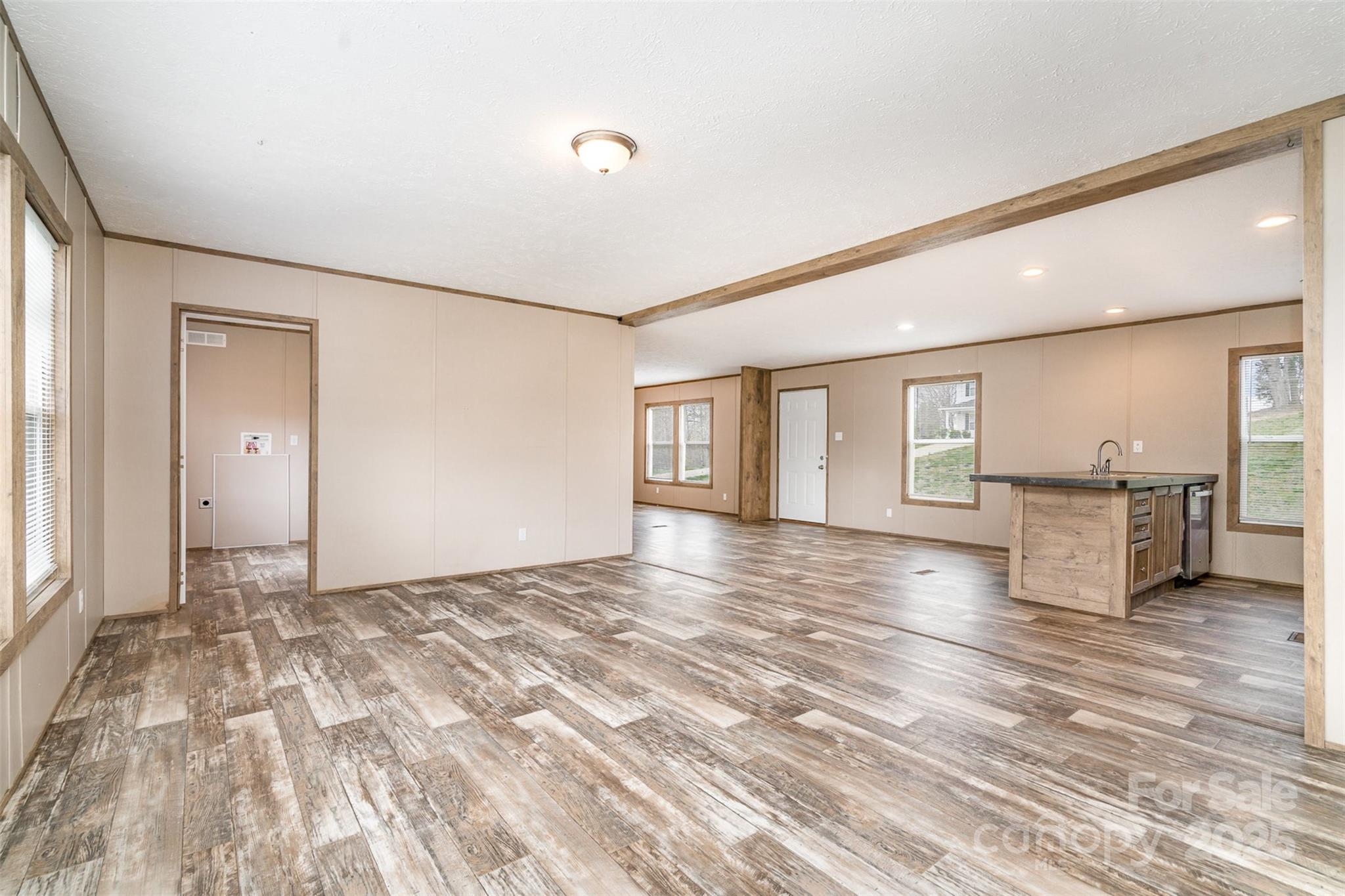 Kings Pointe - Residential