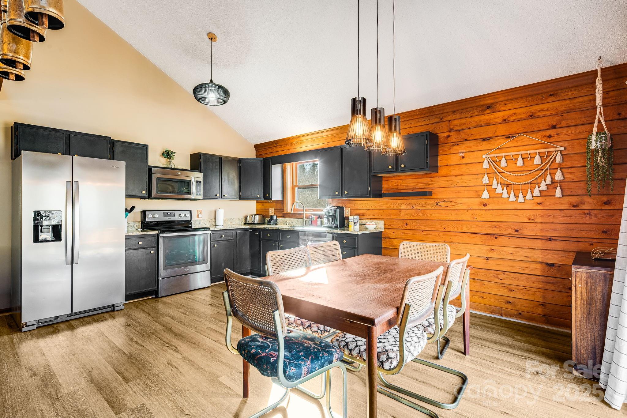 Rainbow Ridge - Residential