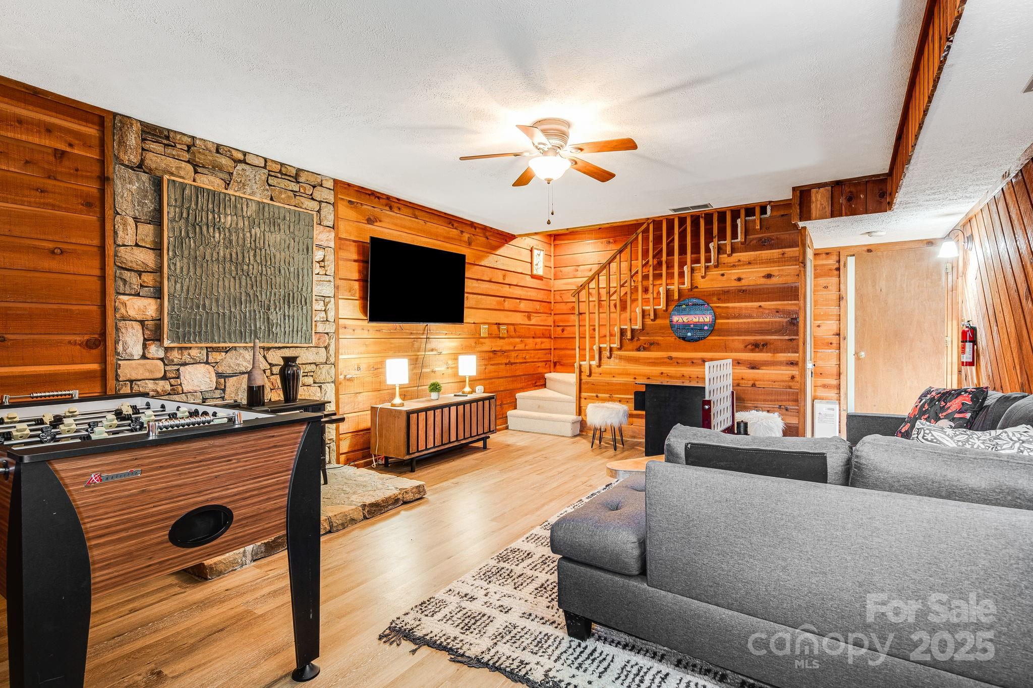Rainbow Ridge - Residential