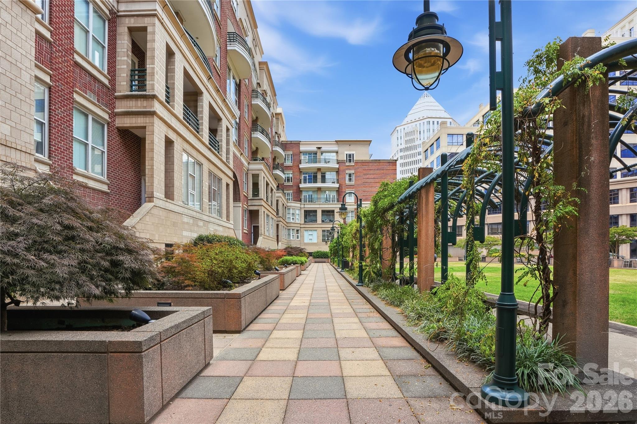 400 North Church - Residential