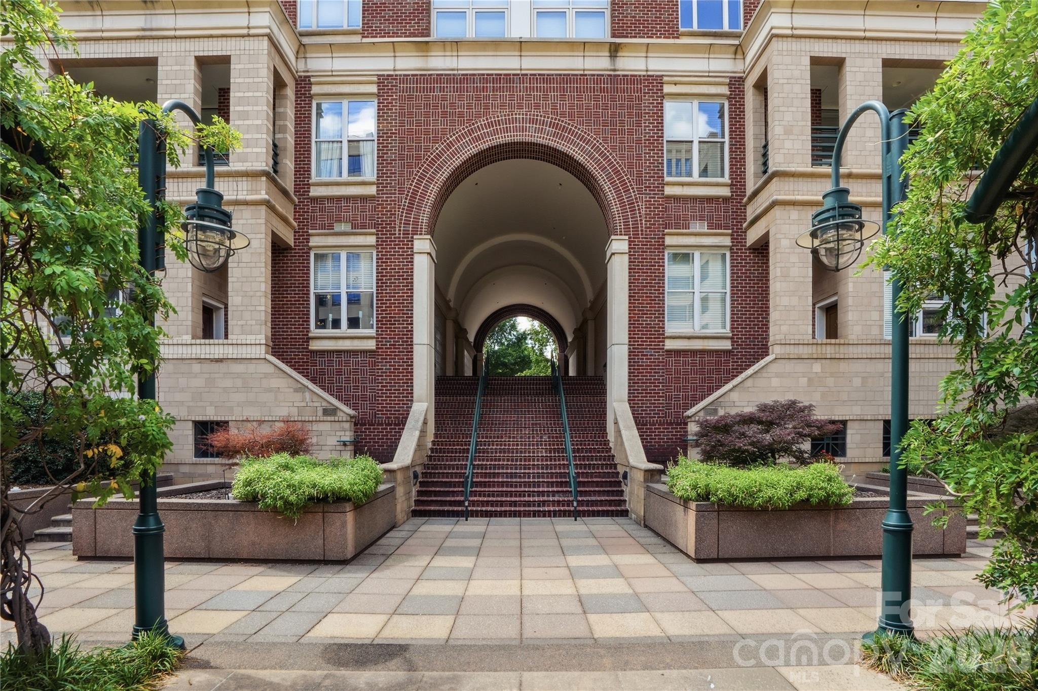 400 North Church - Residential