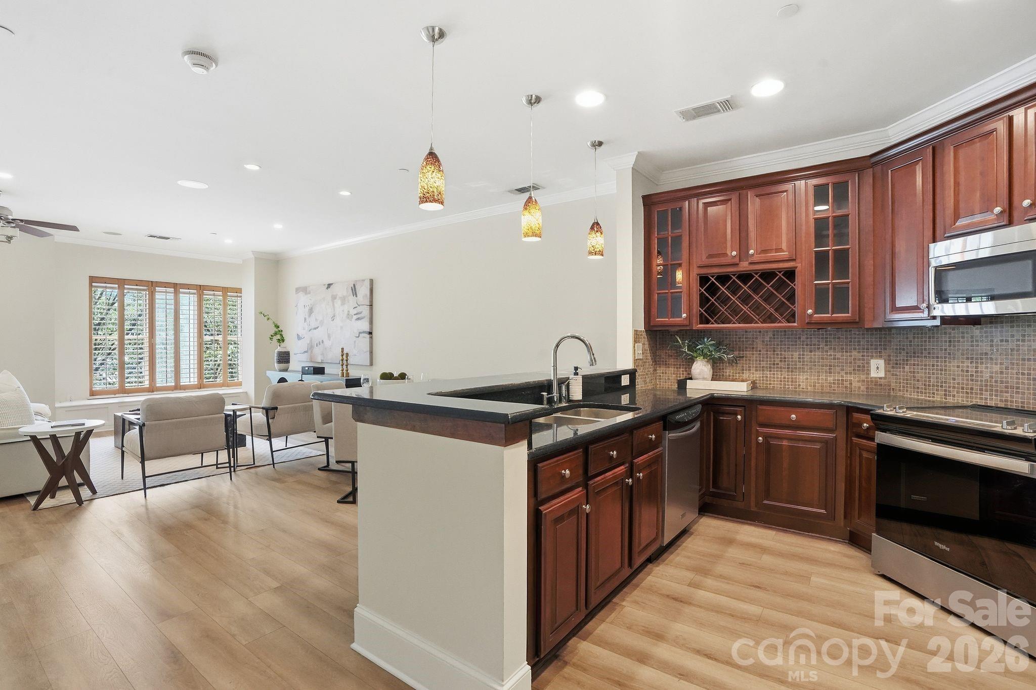 400 North Church - Residential