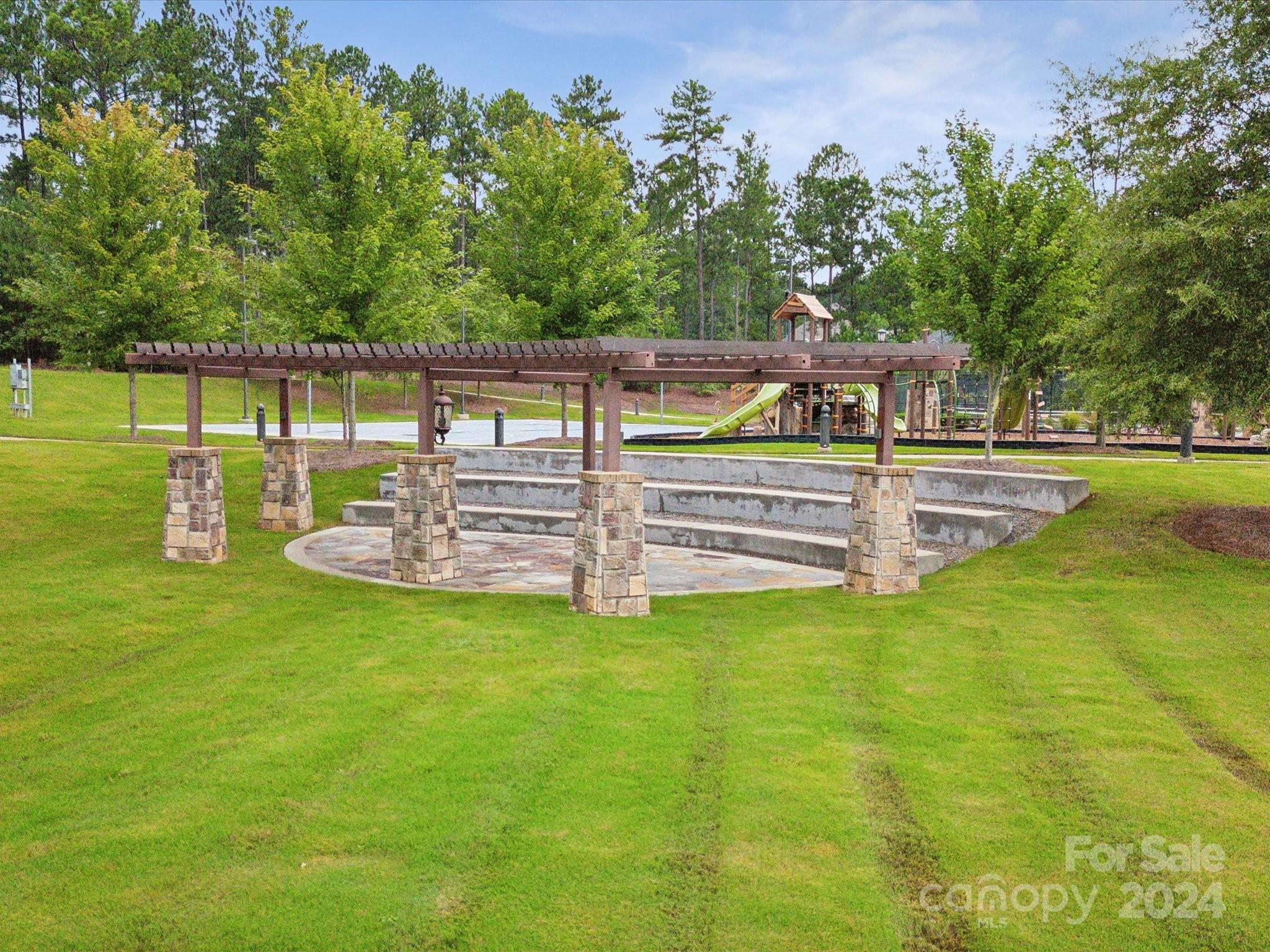 Riverchase Estates - Residential