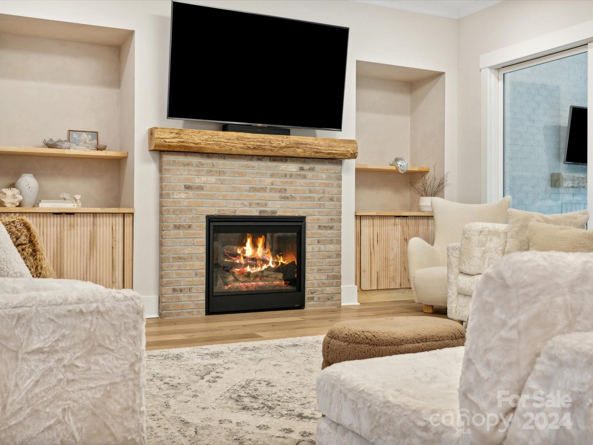 Riverchase Estates - Residential