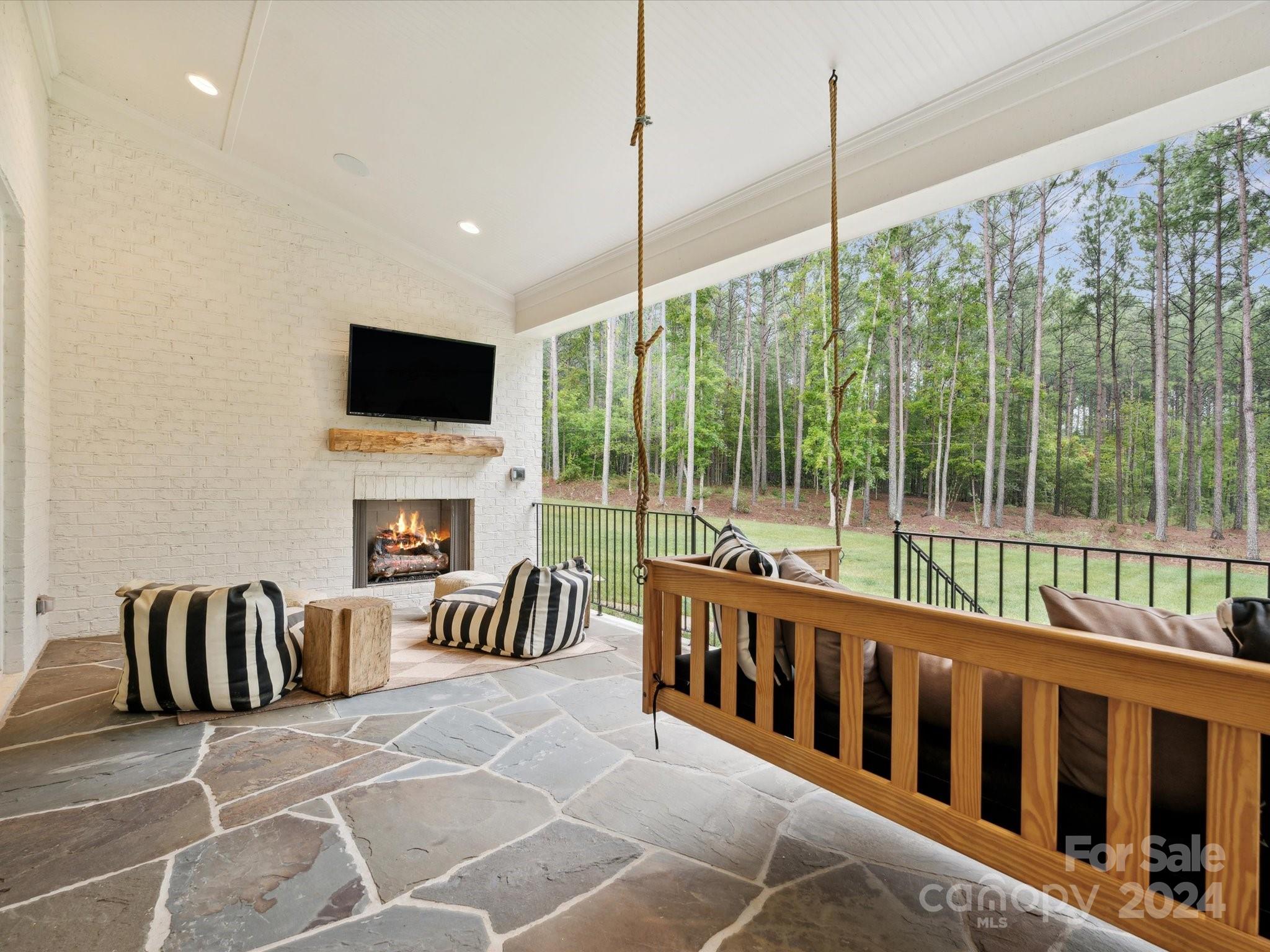 Riverchase Estates - Residential