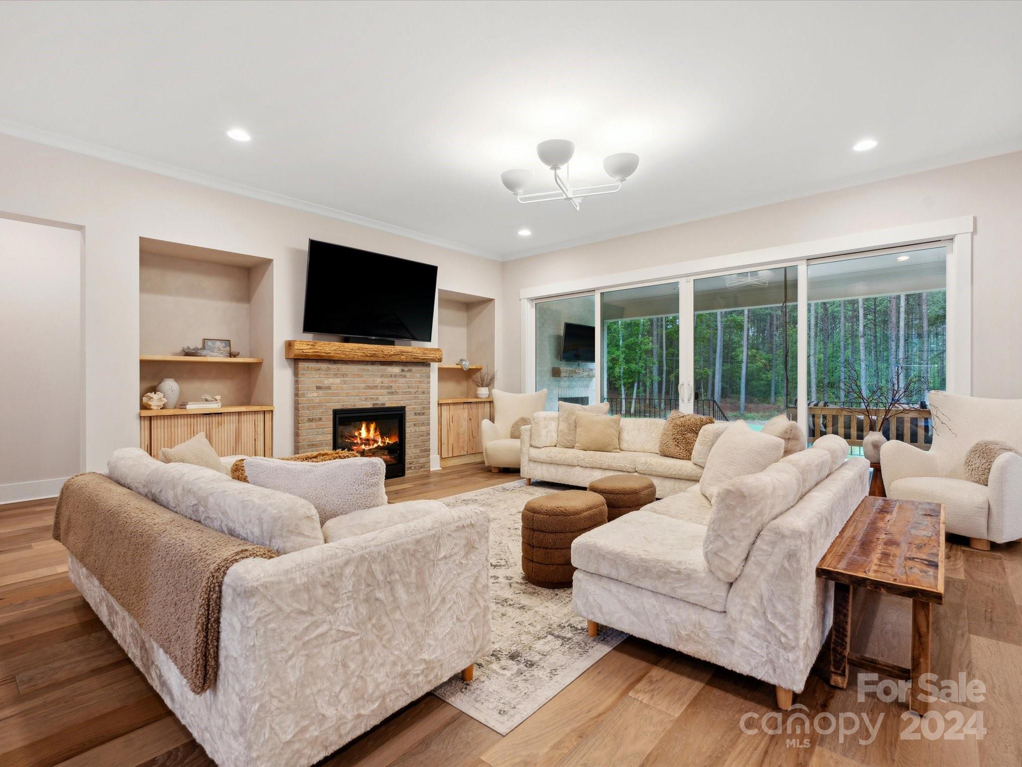 Riverchase Estates - Residential