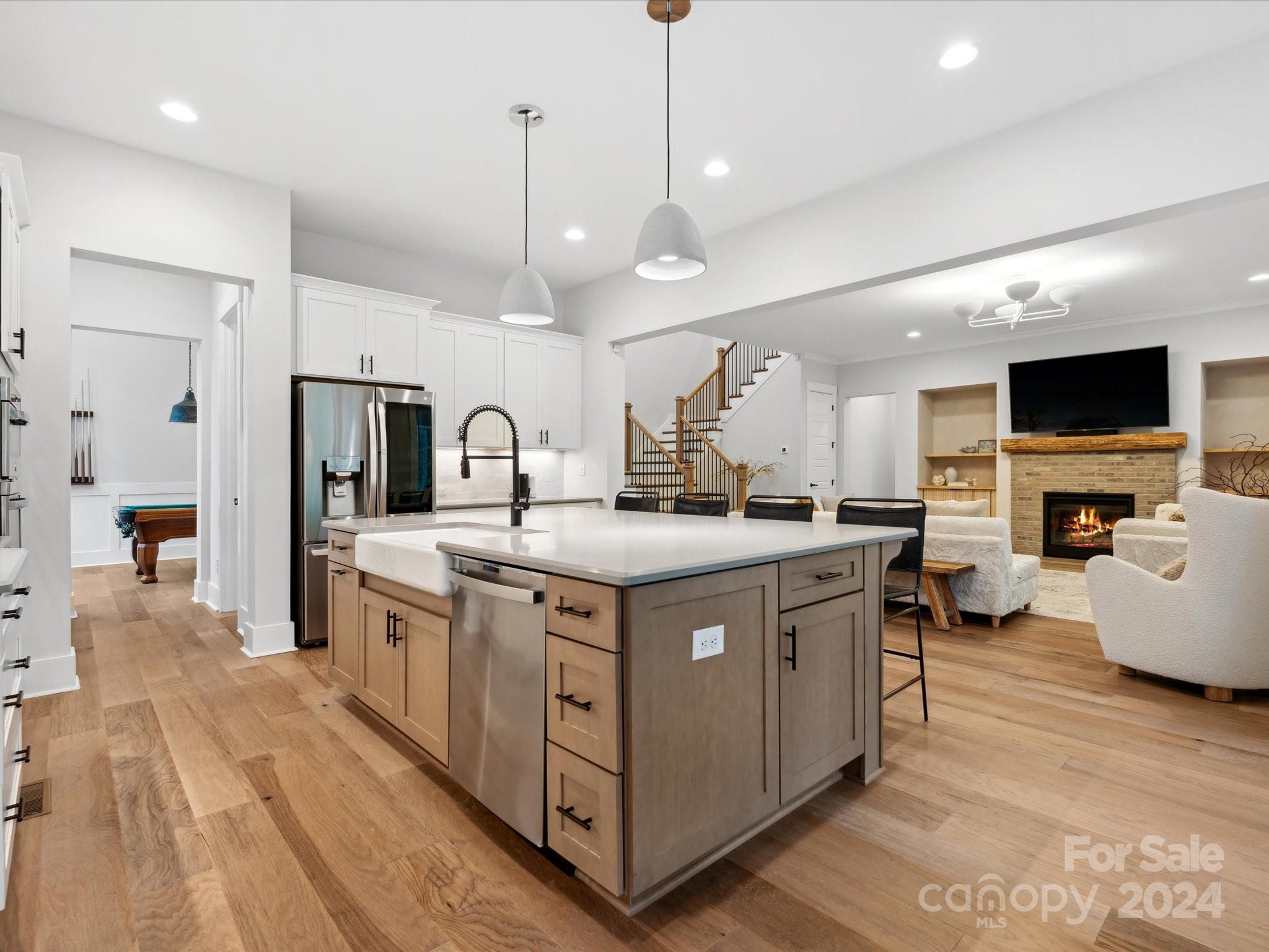 Riverchase Estates - Residential