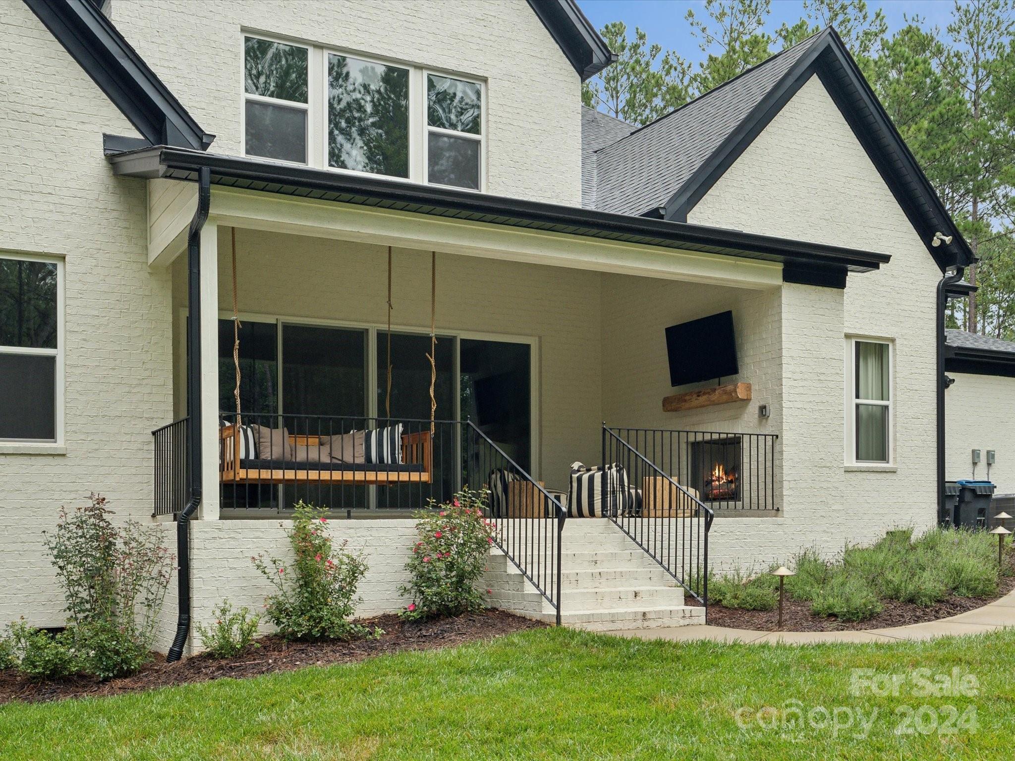 Riverchase Estates - Residential