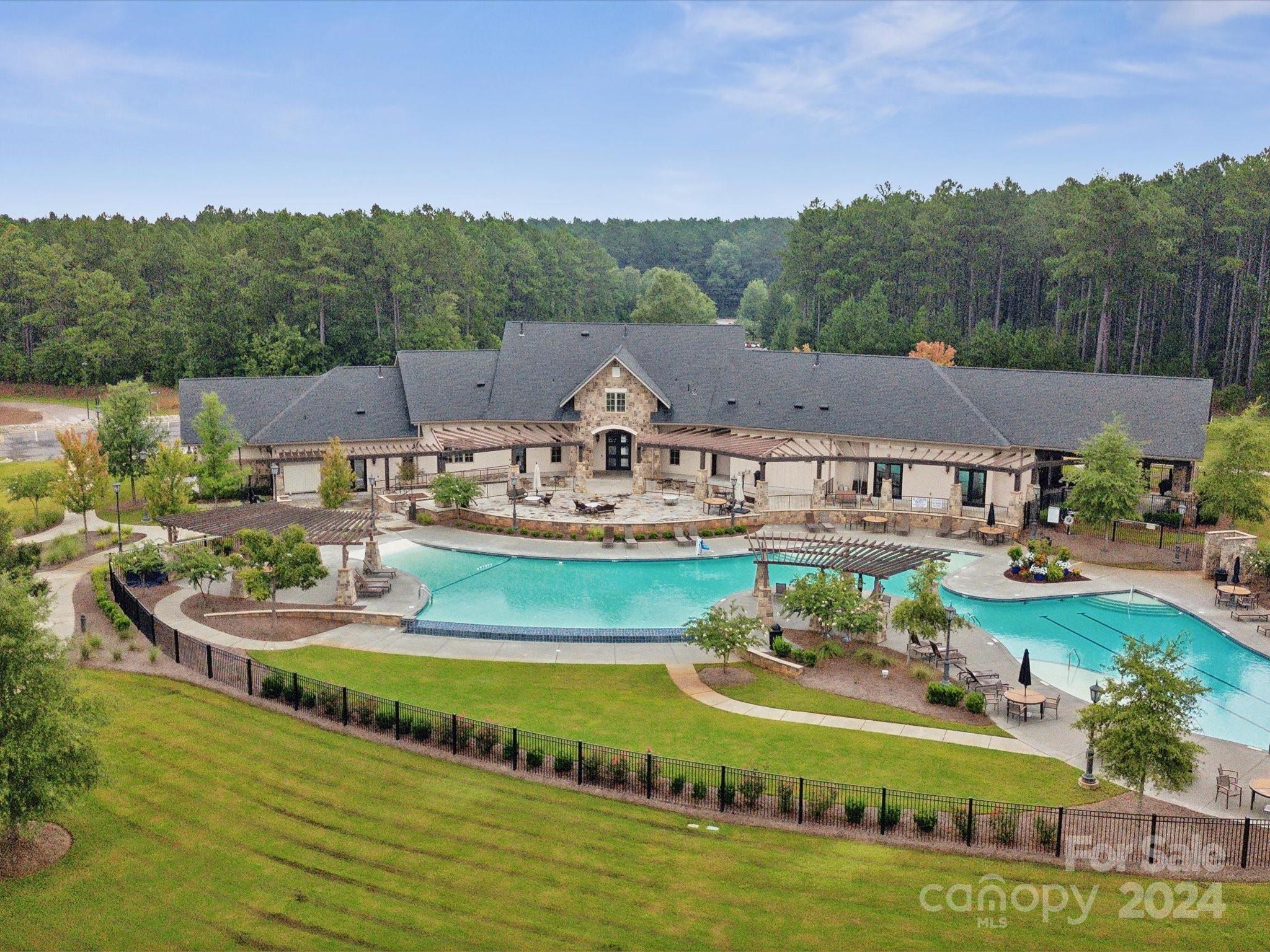 Riverchase Estates - Residential