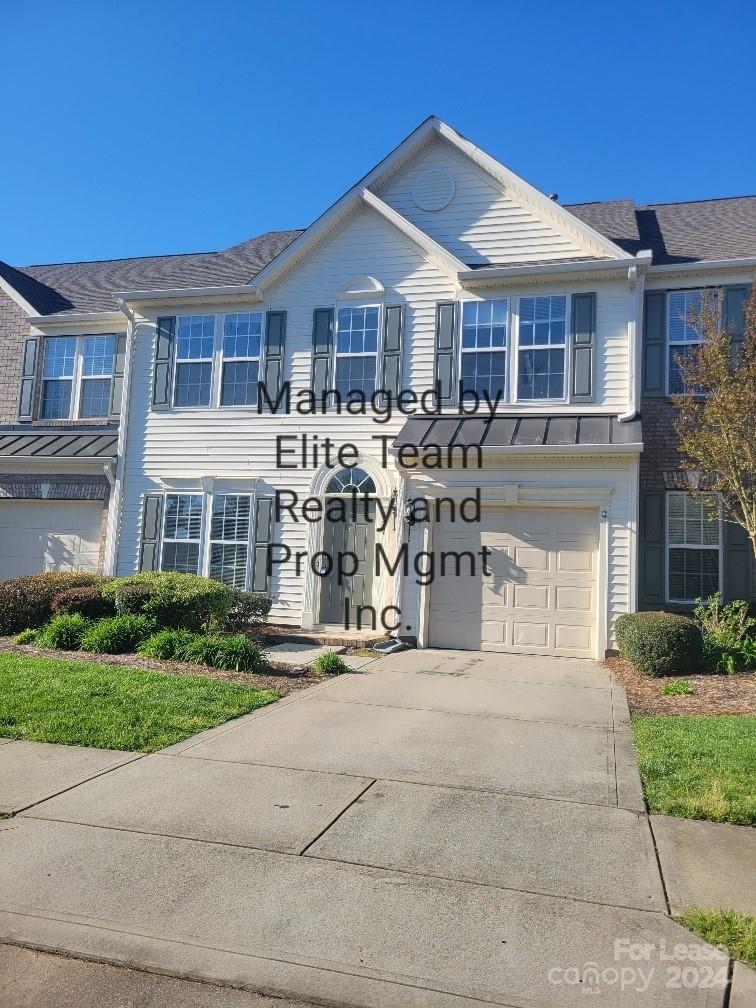 Welcome Home!!! Nice 3 bed 2.5 bath townhome located in Lake Wiley.
Open floor plan. Formal dining area, living room and kitchen. Sun room at rear of home. Patio on back of home. Primary bedroom has large walk in closet and full private bath. 2 secondary bedrooms both good size. Full hall bath and laundry complete upstairs.
No interior smoking, Pet conditional with owner approval. Avail for Mid May-June move in. Renters Ins required.
** If you see an ad for this home on Craigslist or Facebook, please notify us right away. We do not advertise any of our homes on Craigslist/ Facebook and it is likely fraud.**
Please note. Home will be rent ready prior to move in. Repairs and cleaning being done during month of April.