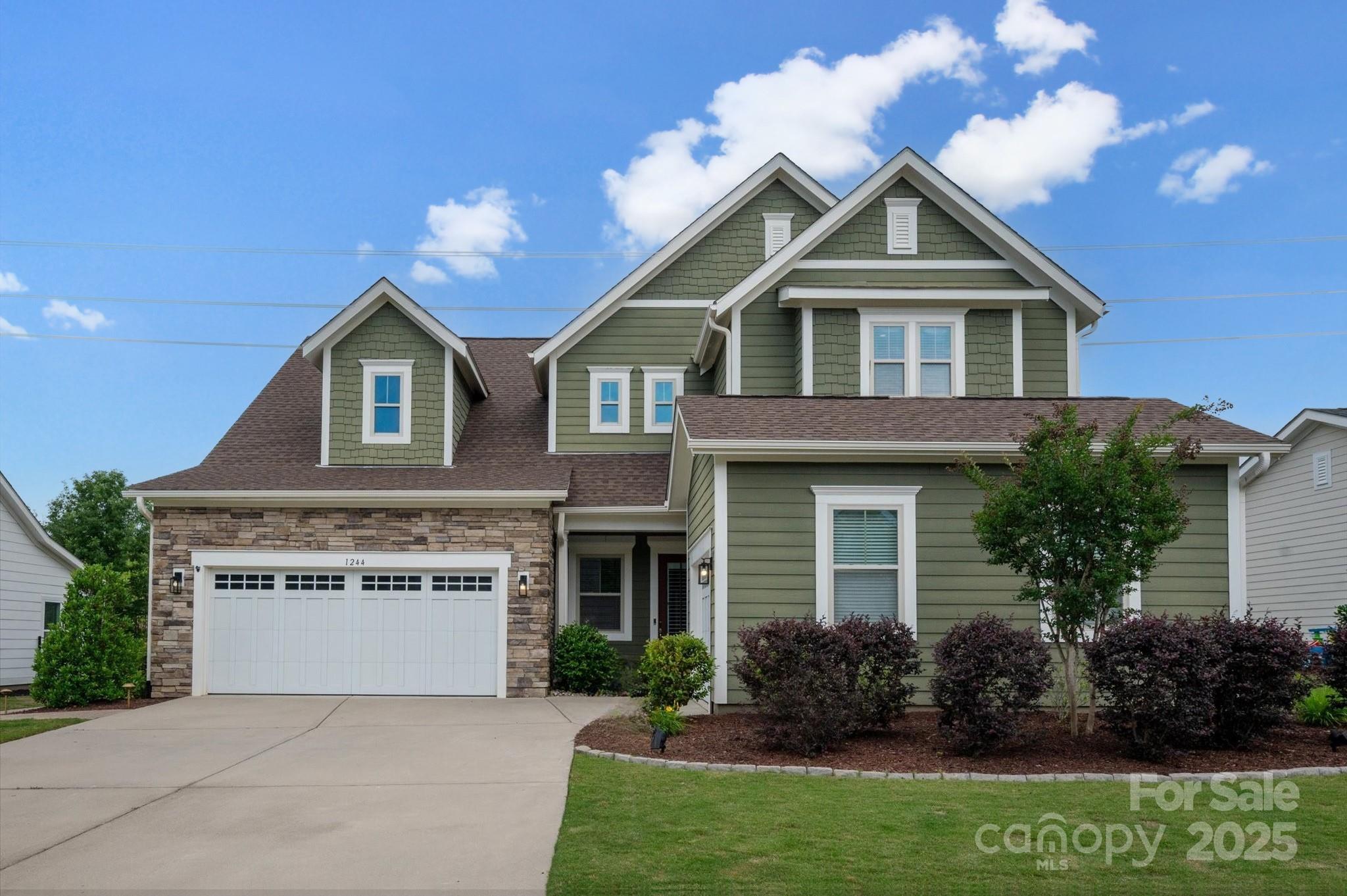Beautiful Fielding-built home on a quiet cul-de-sac in highly sought-after Masons Bend! This versatile layout offers a main-level guest suite with full bath, and an open chef’s kitchen featuring a 5-burner gas cooktop, wall oven, oversized pantry, and rich cabinetry. The light-filled family room boasts coffered ceilings and flows to an upgraded travertine patio with gas firepit, stone wall, TV connections, two gas lines, and a covered area—ideal for year-round entertaining. Lush landscaping stays pristine with full front and rear irrigation. Enjoy a fenced yard and 3-car garage for added convenience. Upstairs, a spacious loft, secondary bedrooms, and a refined primary suite await with tray ceilings, dual walk-in closets, and a spa-like bath. Located in a vibrant community w/ top-rated Fort Mill schools, riverfront trails, clubhouse, fitness center, pool + Catawba River access—minutes to I-77, Uptown Charlotte, and the airport. This home blends lifestyle, location, and elevated living.