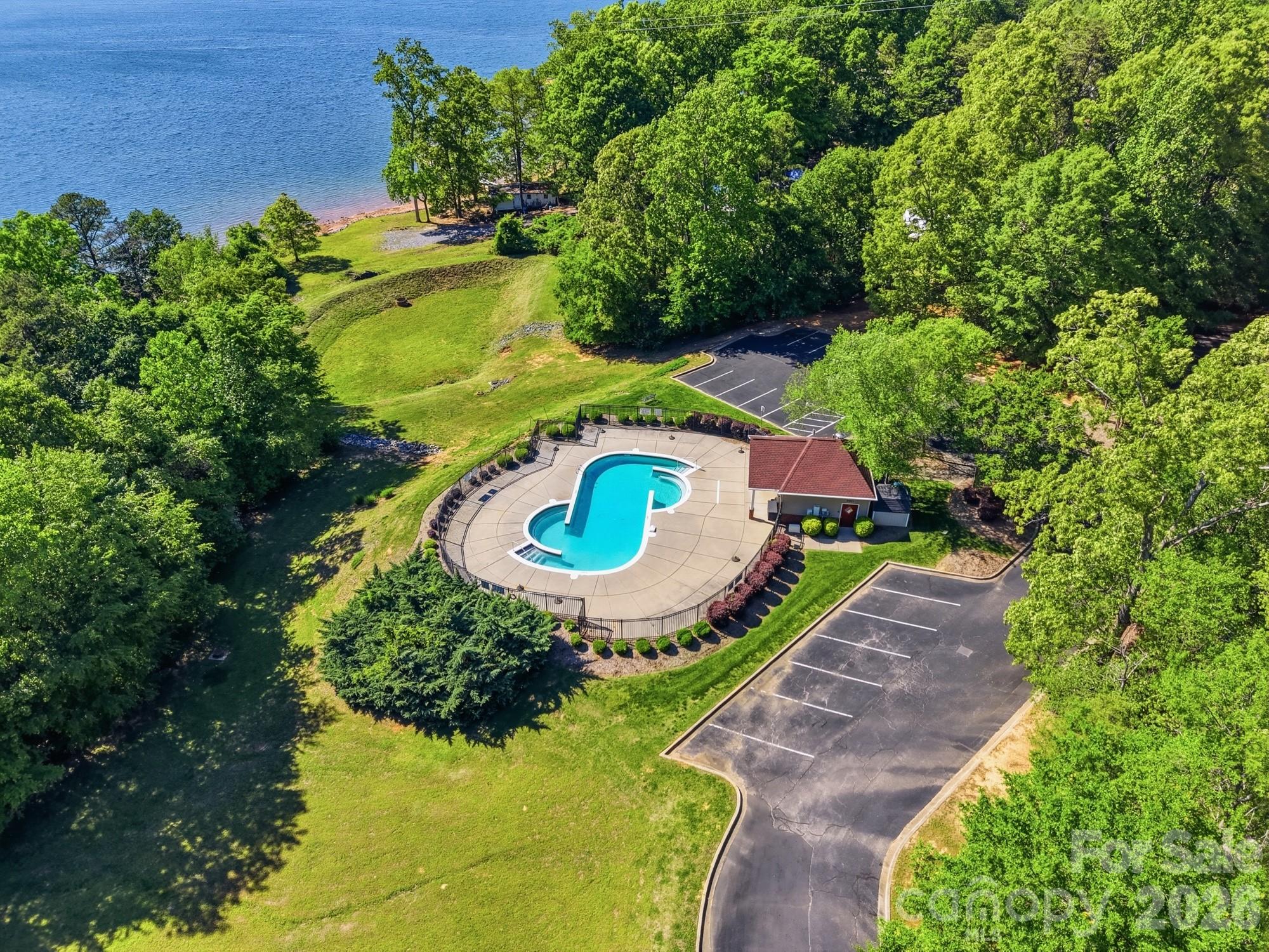 Sunset Point Townhomes - Residential
