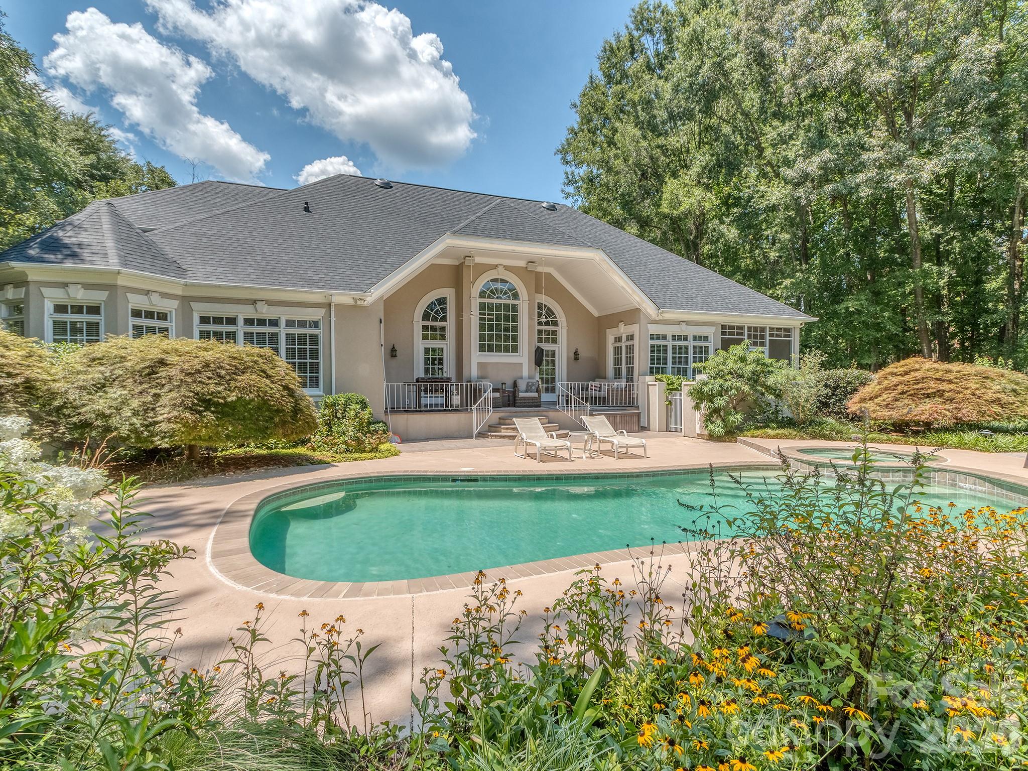 Walden Pond - Residential