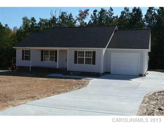 100% Financing Available! This home is better than NEW. Split bedroom floor plan, spacious one car garage, the master suite features a separate garden tub and shower. Come enjoy the cool breeze while relaxing on the over sized screened porch in this private backyard. Low traffic area since it is the last home on the street. Schedule to see this home today!