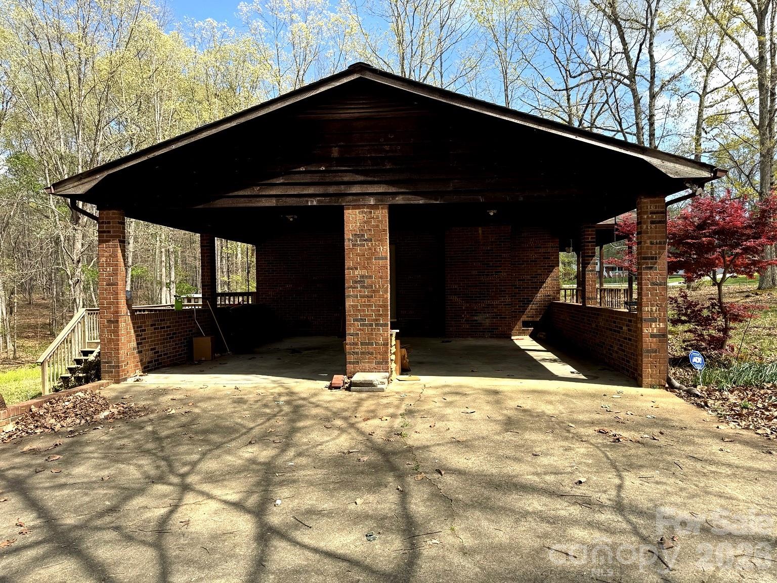 Woodland Oaks - Residential