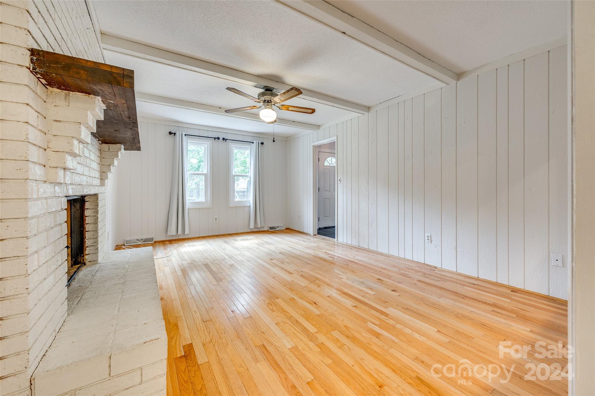 Tega Cay - Residential