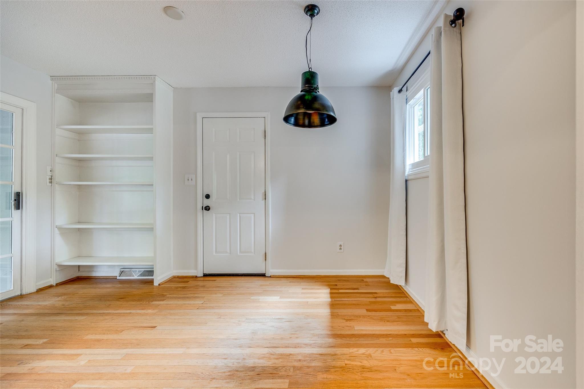 Tega Cay - Residential