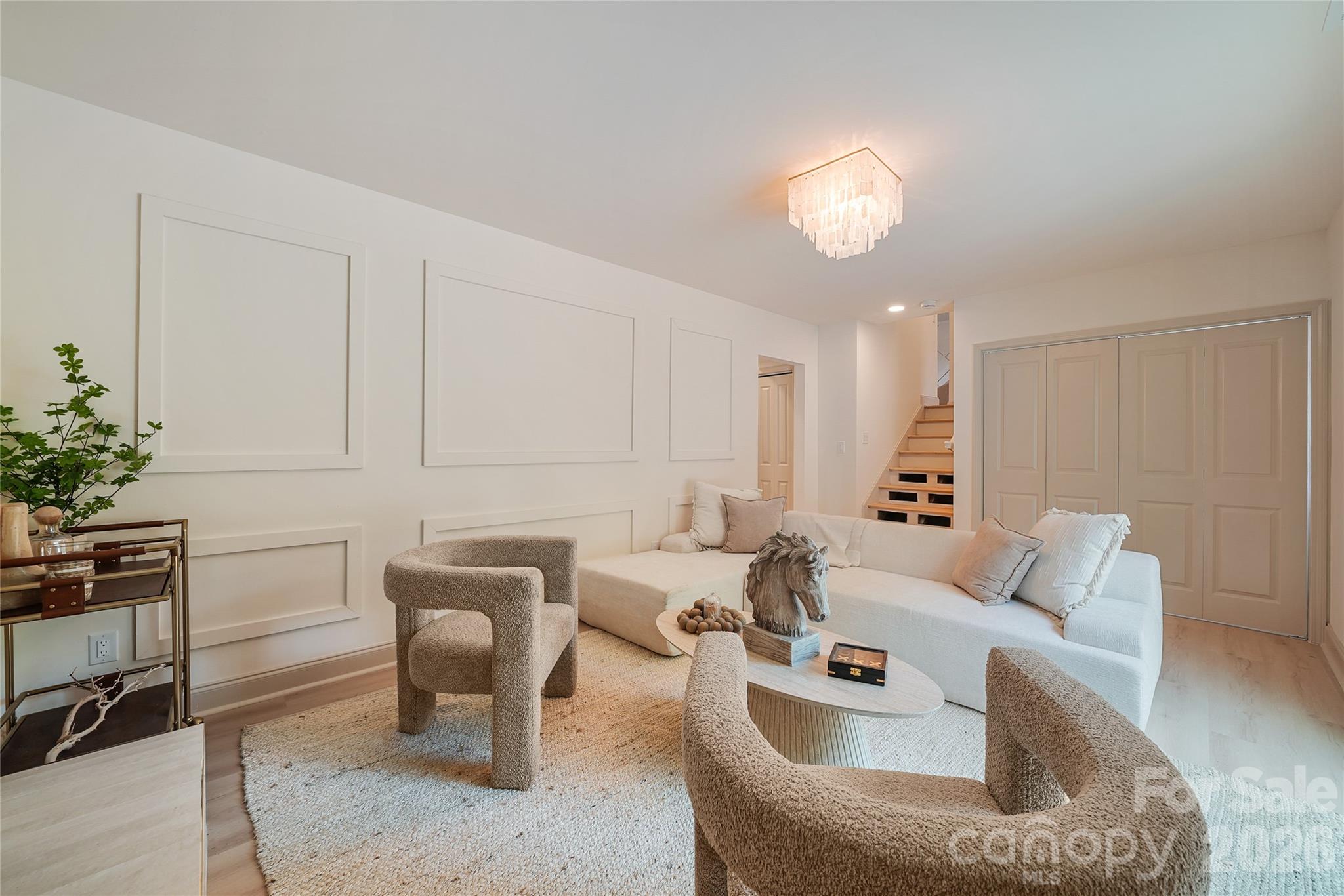Starmount - Residential