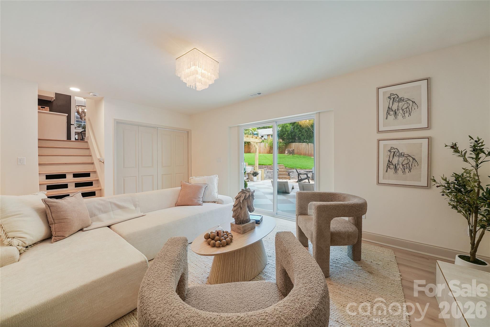 Starmount - Residential
