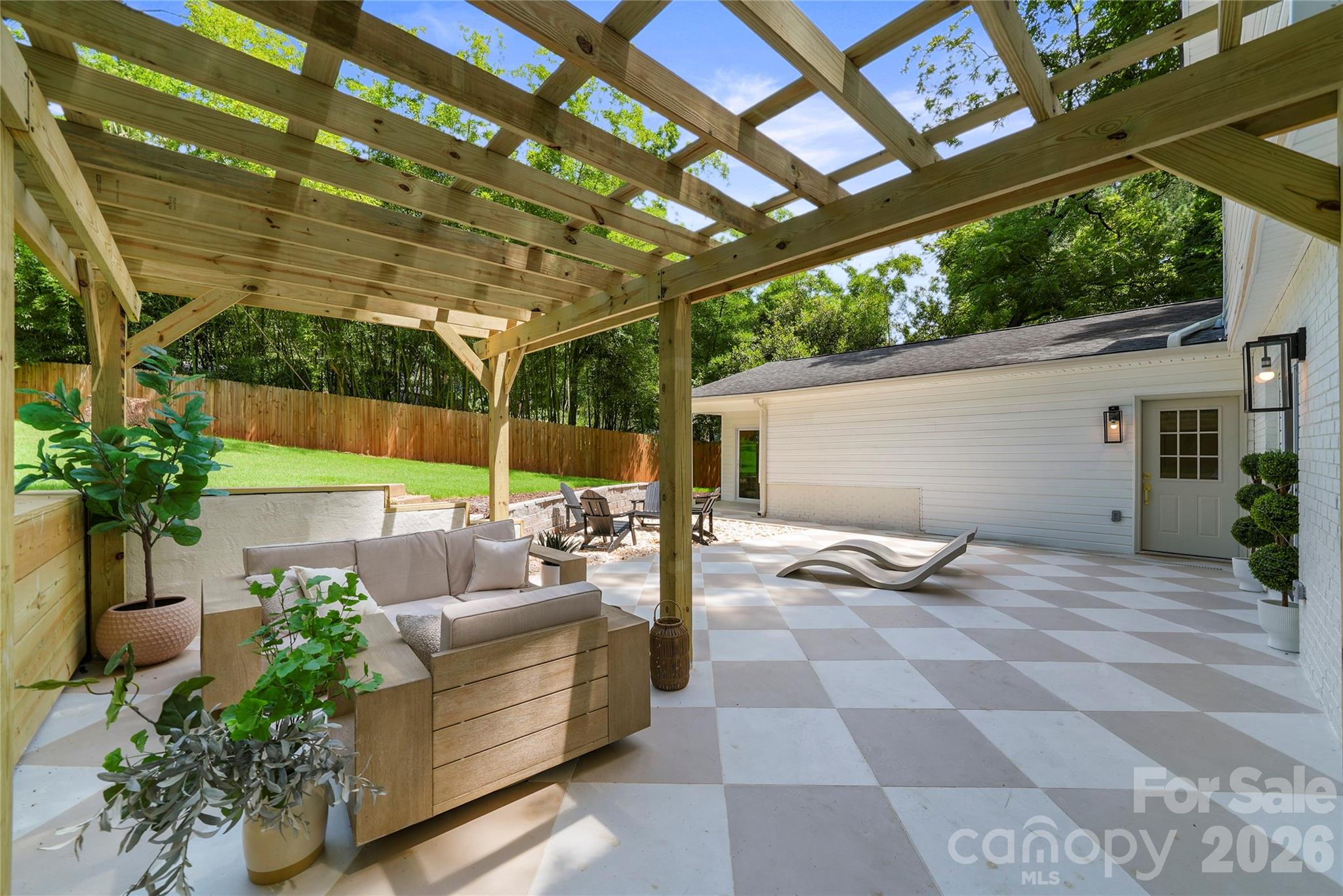Starmount - Residential