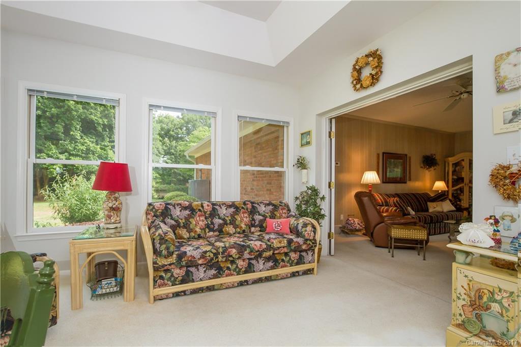 Kanawha Hill - Residential