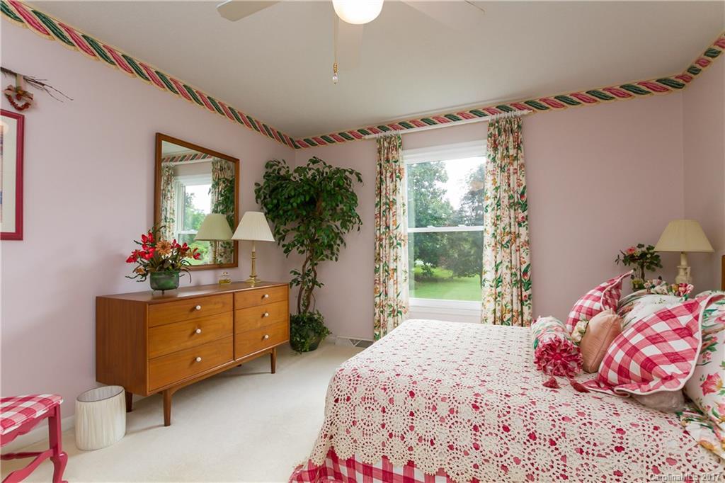 Kanawha Hill - Residential