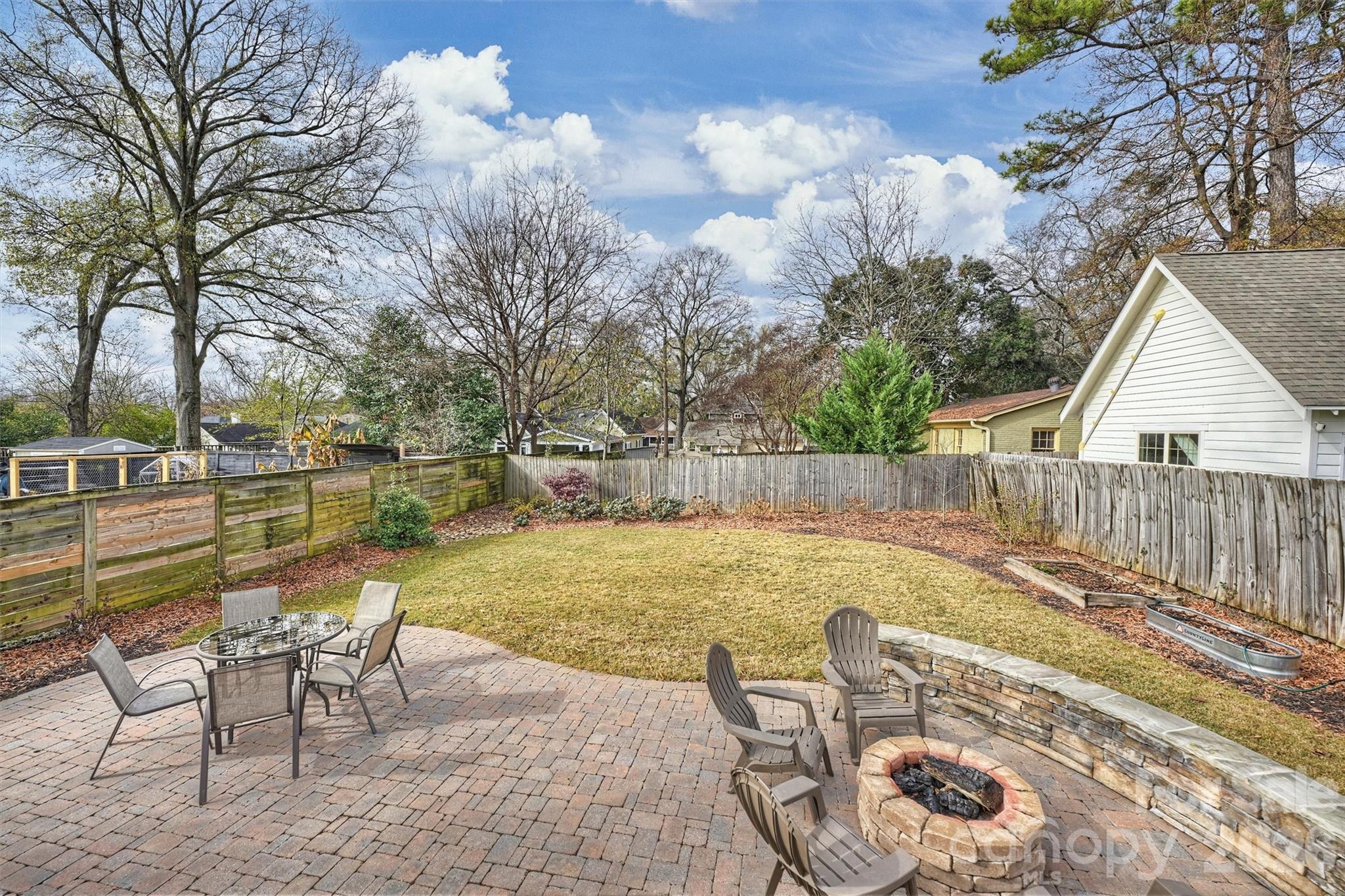 Villa Heights - Residential