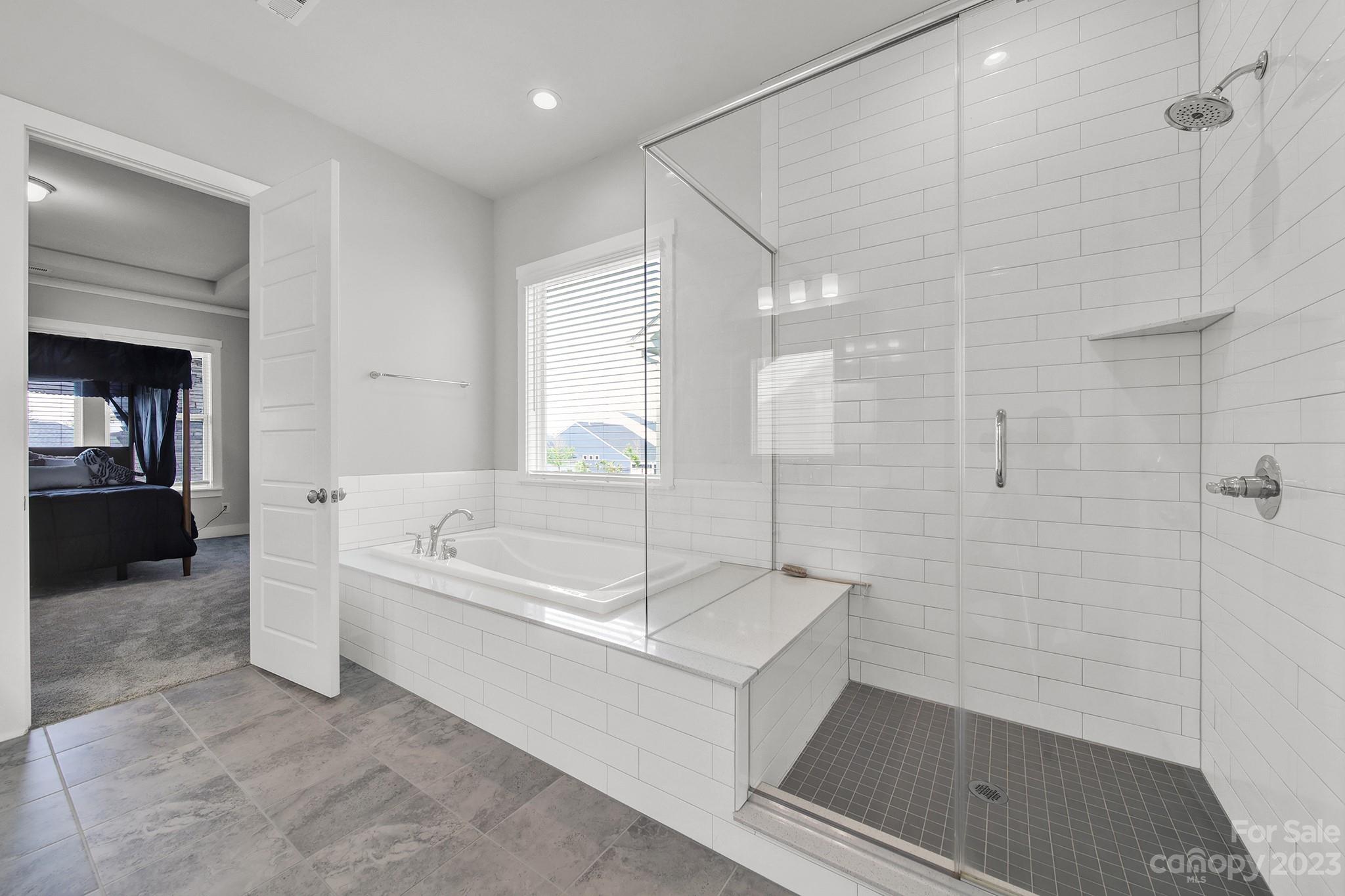 Paddlers Cove - Residential
