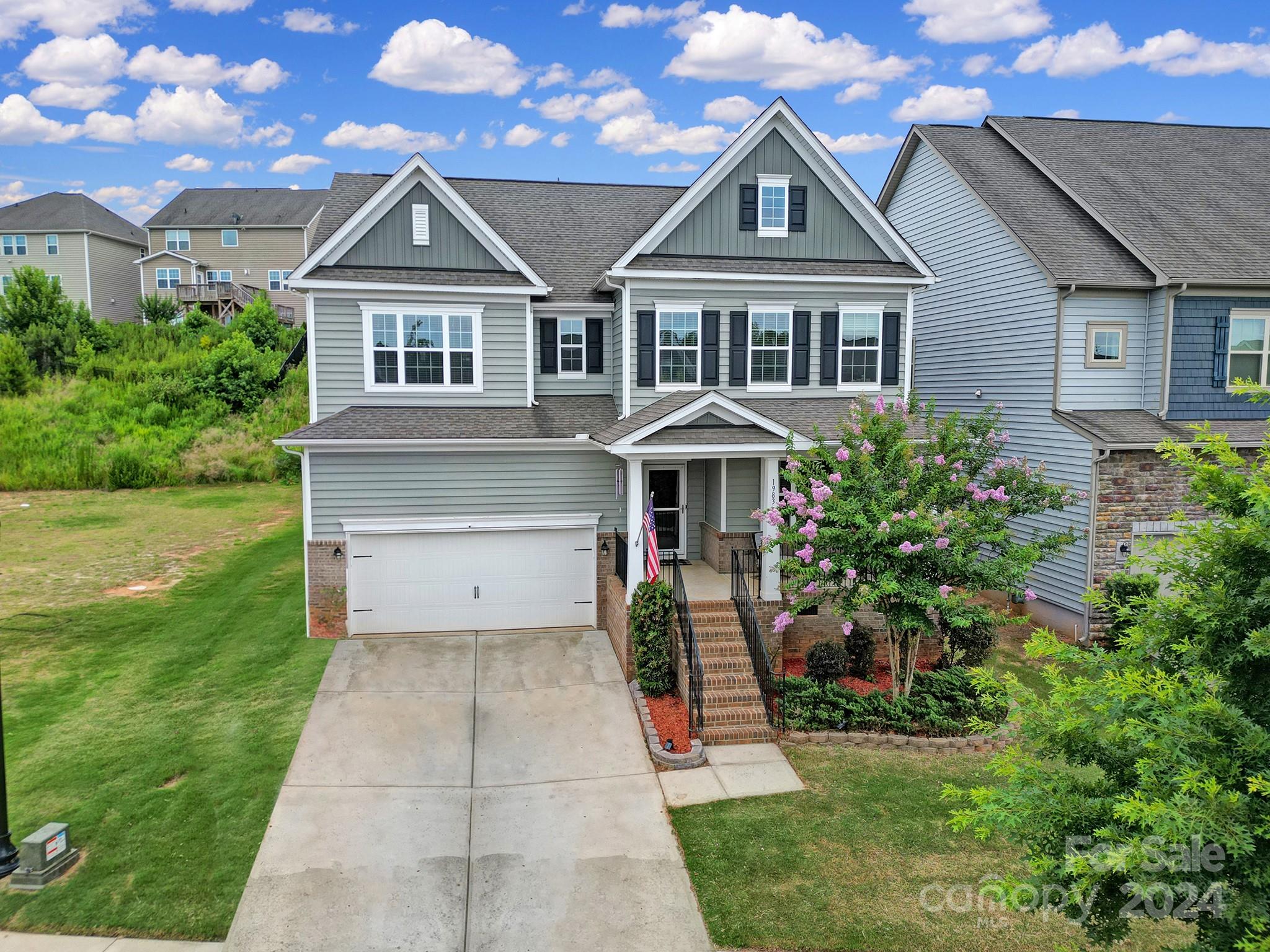 Don't miss your opportunity to live in the well sought after community of Waterside at the Catawba, located in the award-winning Fort Mill school district. Corner lot near huge green space, perfect for kids to play! As you walk through the front door, you'll find an office/playroom, open concept living and kitchen, equipped with stainless steel appliances, gas range, bran new refrigerator, tons of cabinet space and walk in pantry. Half bathroom downstairs near a den perfect for an office/playroom or guest room. Upstairs you'll find freshly painted walls and new laminate flooring throughout the bedrooms and hallway.  Upstairs is all 4 bedrooms including the spacious primary suite, a full junior suite, laundry room and 3 full bathrooms. Don't miss all the amazing amenities this neighborhood has to offer. Outdoor pool, tennis courts, fitness center, clubhouse, walking trails, the new Banks Athletic Park that has softball fields, playground and a basketball court.