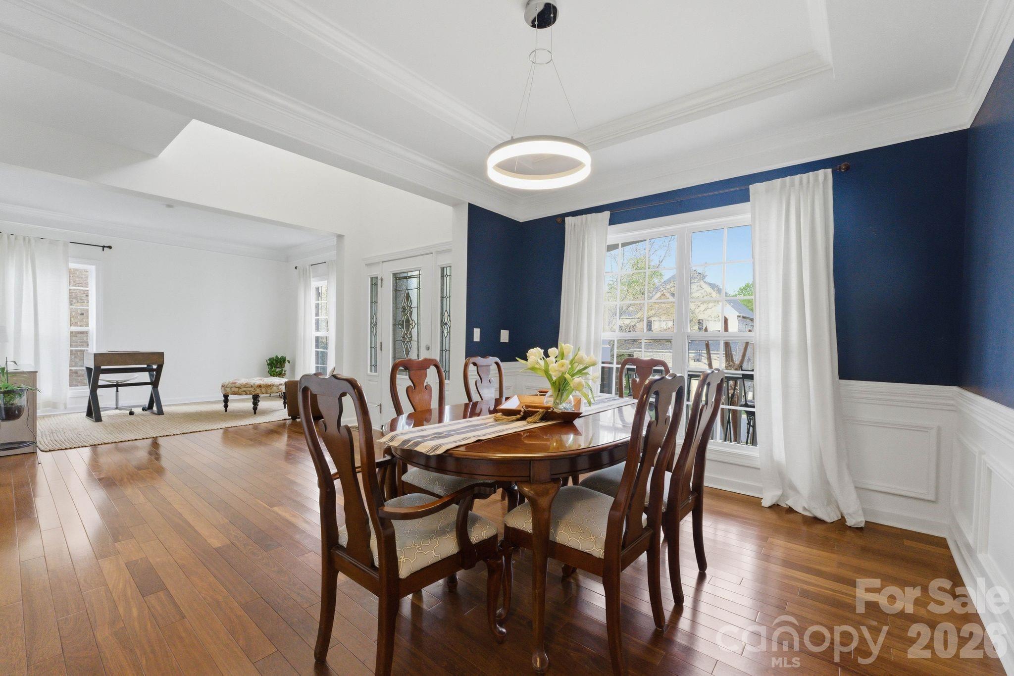 Hollister - Residential