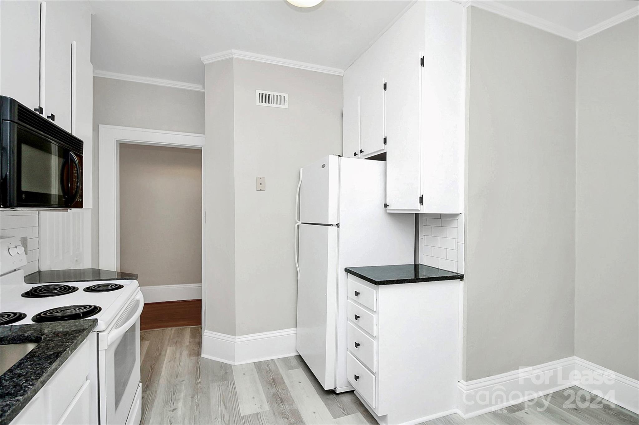 Elizabeth - Residential Lease